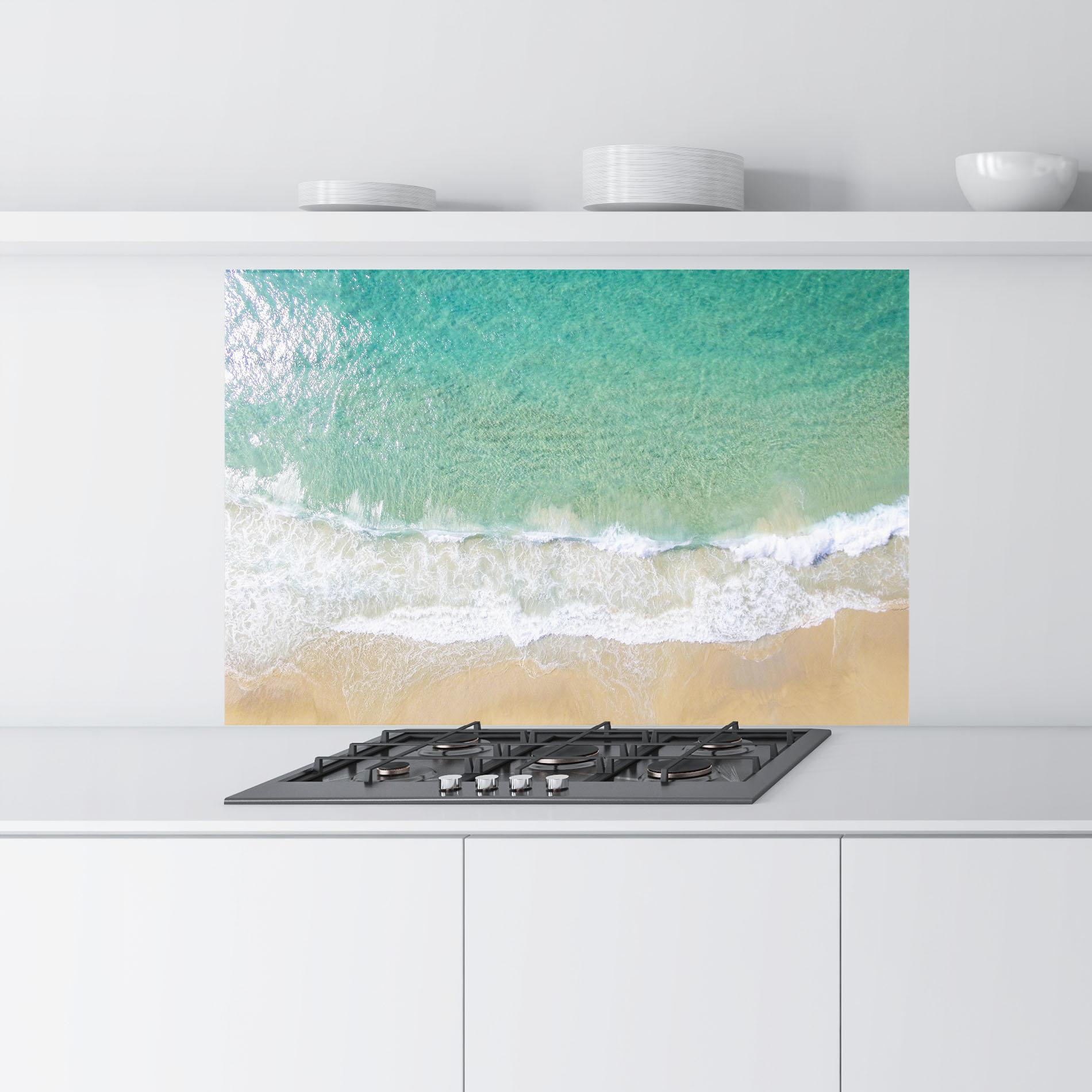 Küchenrückwand Glas Blue Waves Beach mockup 9