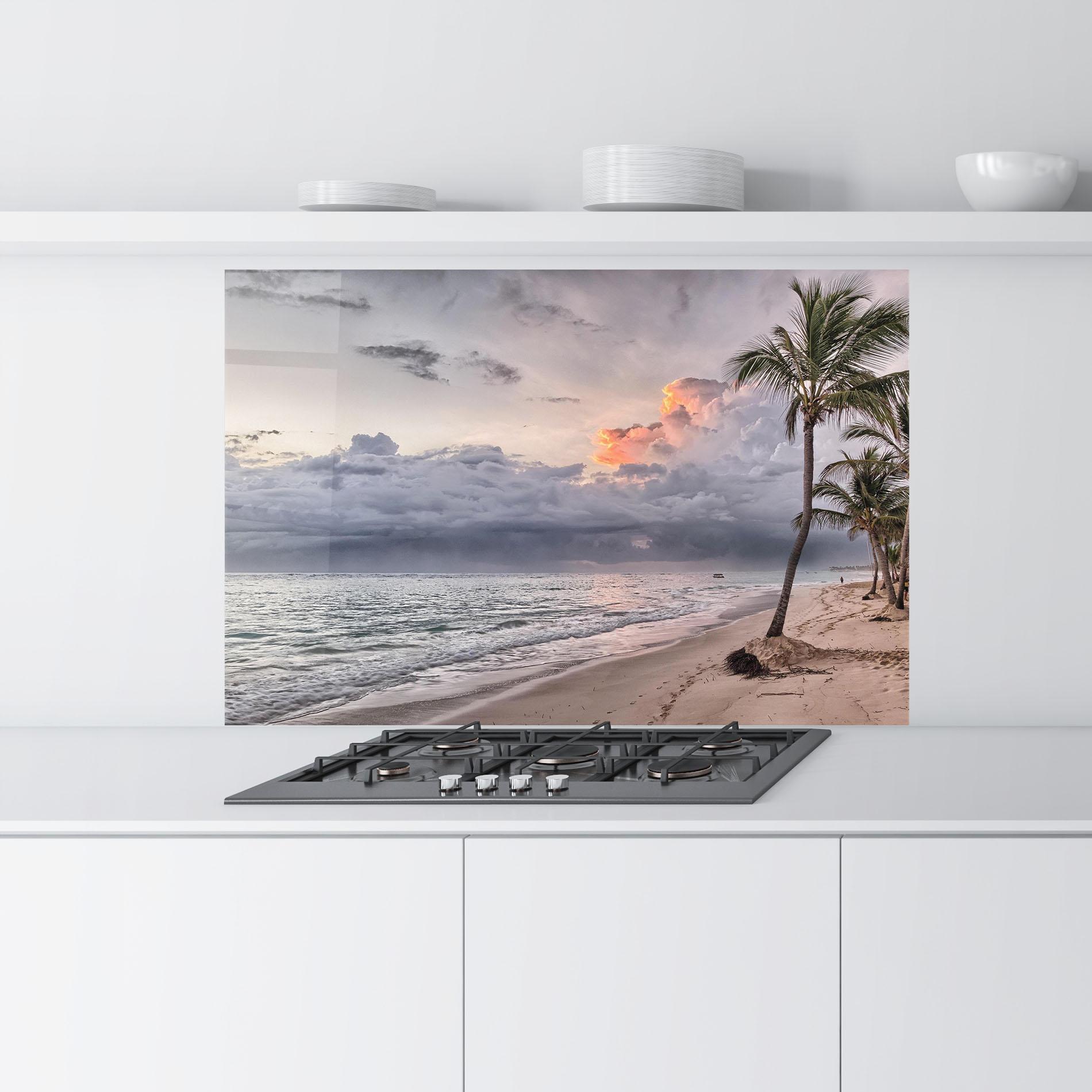 Küchenrückwand Glas Cloudy Beach mockup 9
