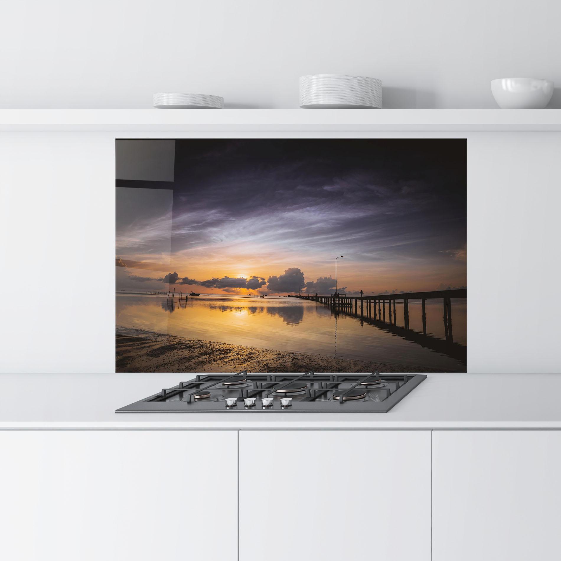 Küchenrückwand Glas Orange Purple Beach mockup 9