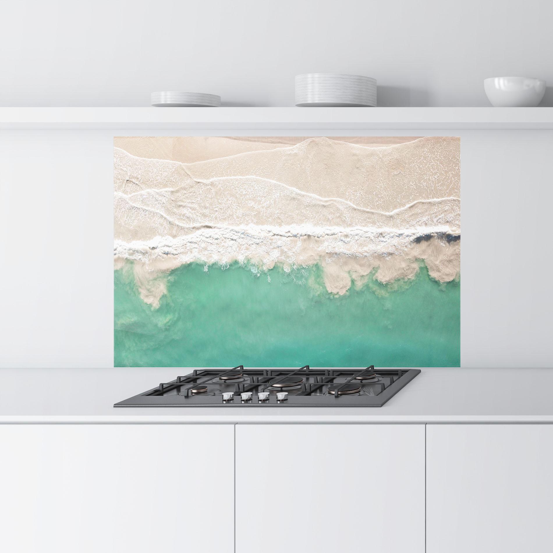 Küchenrückwand Glas Pretty Blue Beach mockup 9