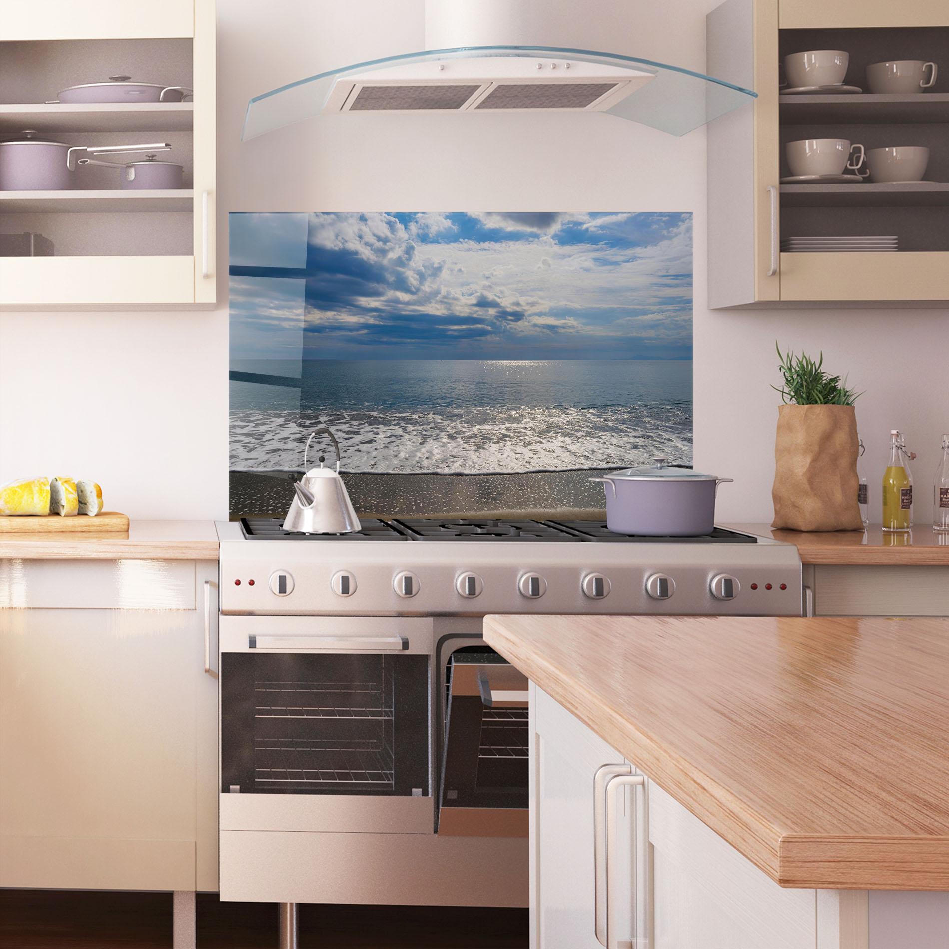 Küchenrückwand Glas Blue Cream Beach mockup 1