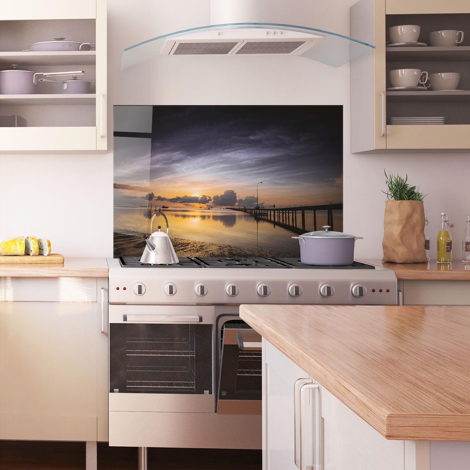Küchenrückwand Glas Orange Purple Beach mockup 1