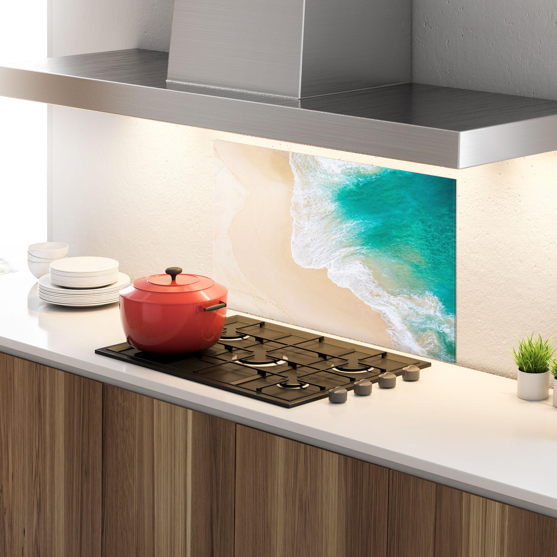 Küchenrückwand Glas Beautiful Blue Waves mockup 4