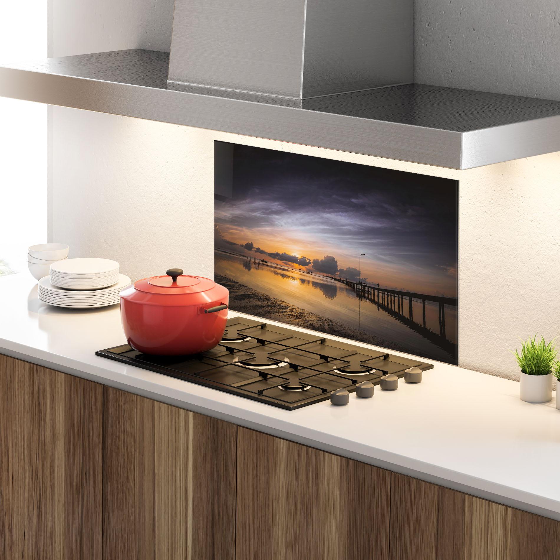 Küchenrückwand Glas Orange Purple Beach mockup 4