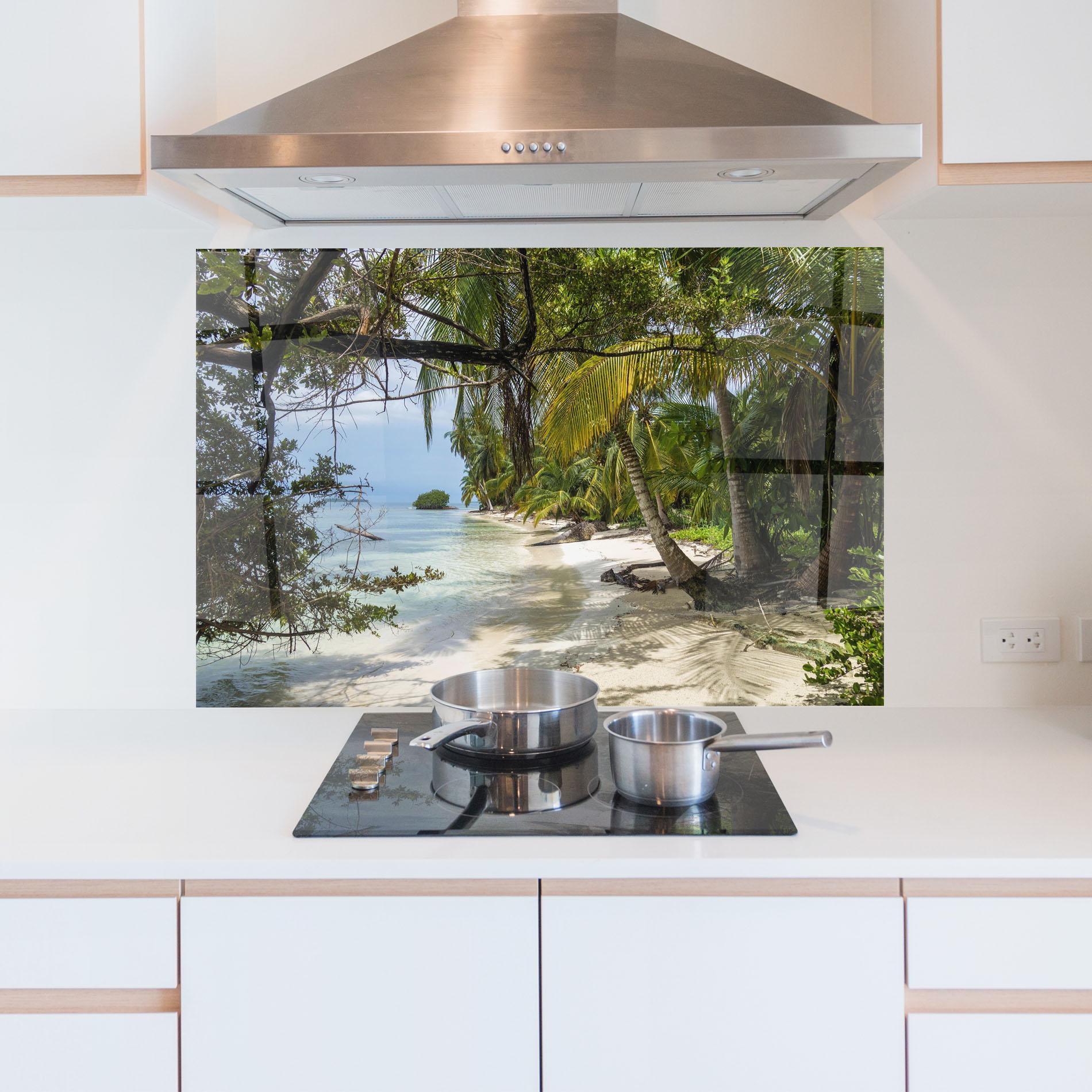 Küchenrückwand Glas Island Beach mockup 5