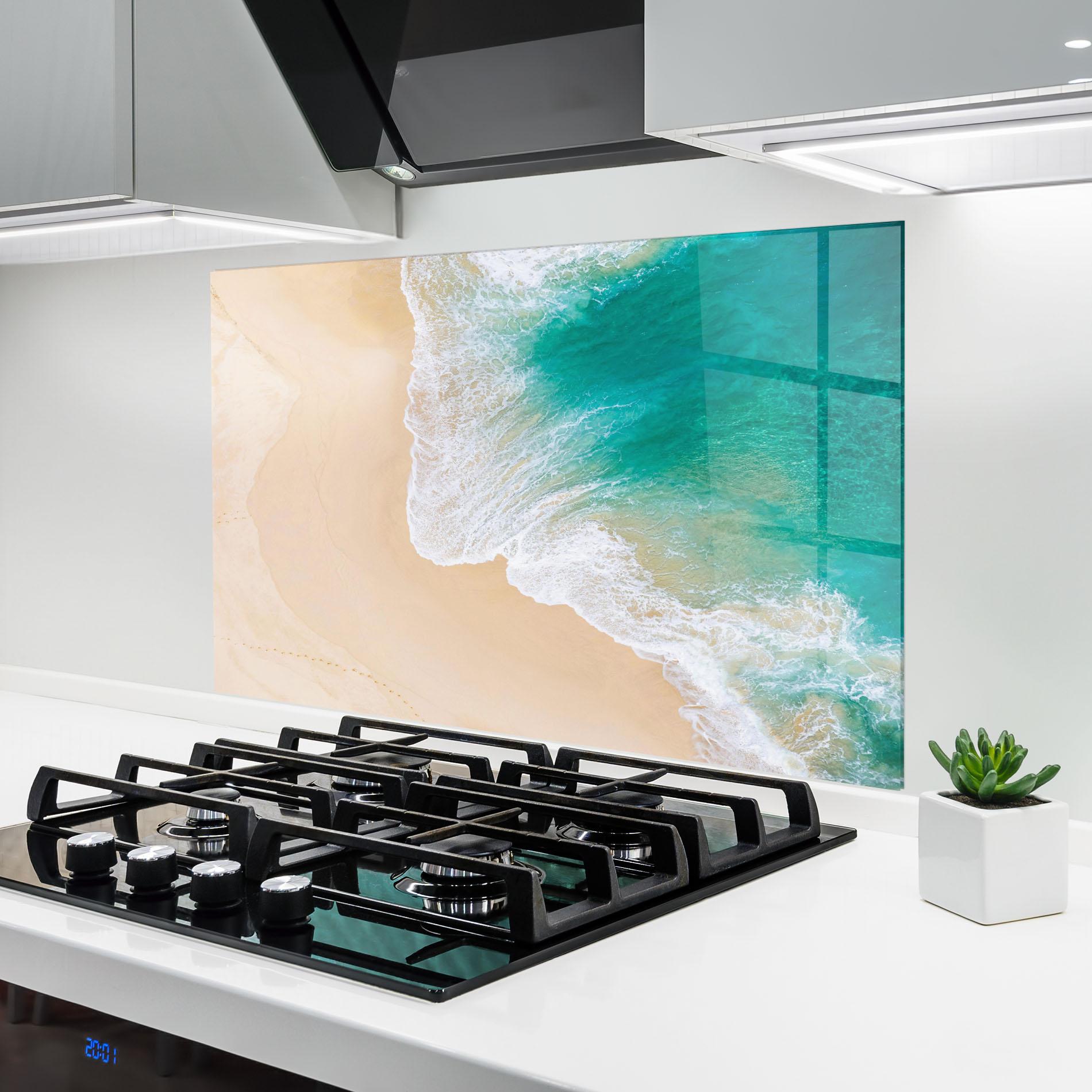 Küchenrückwand Glas Beautiful Blue Waves mockup 6