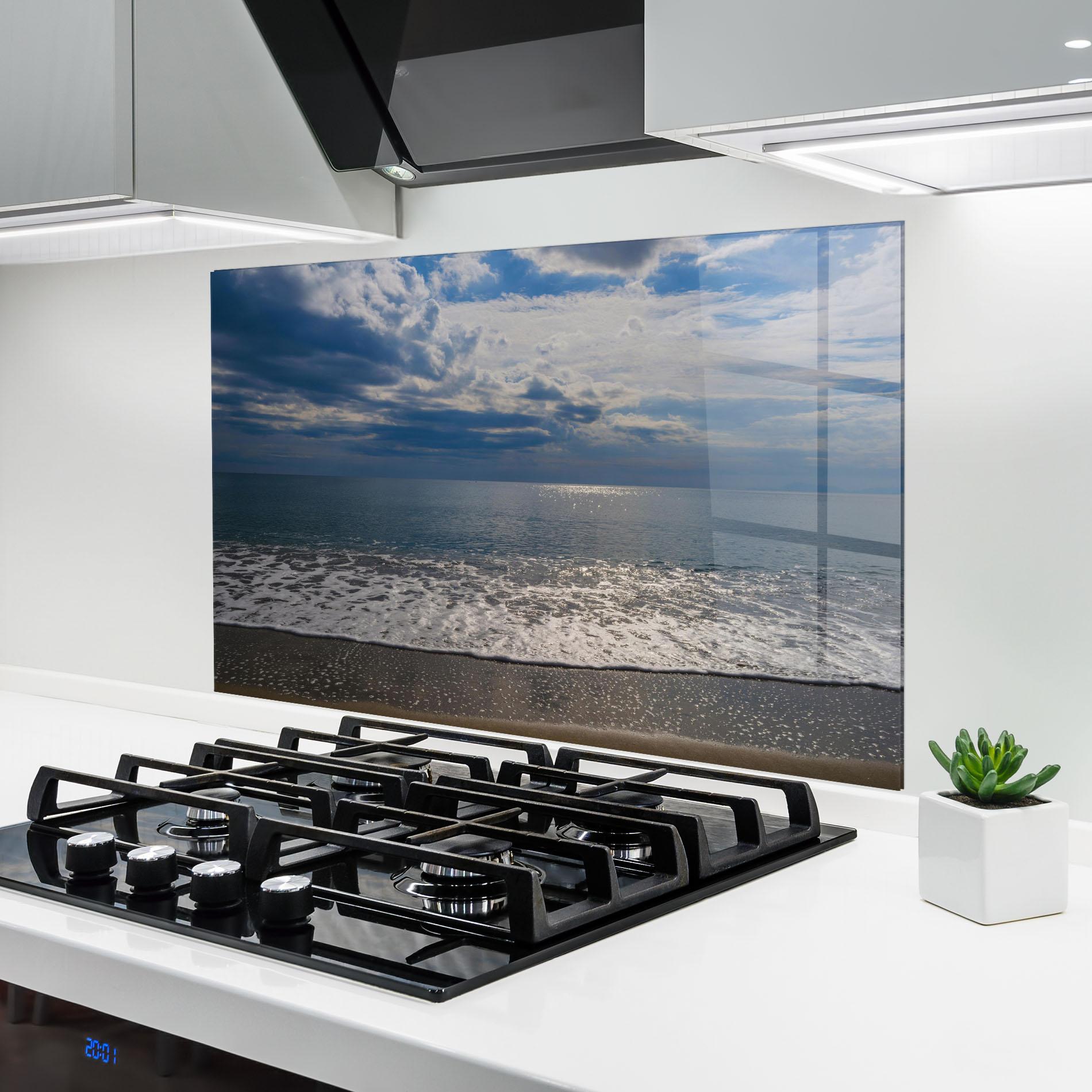 Küchenrückwand Glas Blue Cream Beach mockup 6