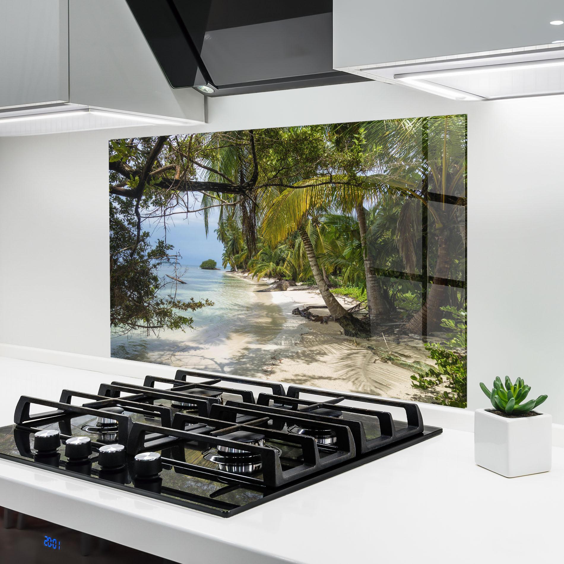 Küchenrückwand Glas Island Beach mockup 6