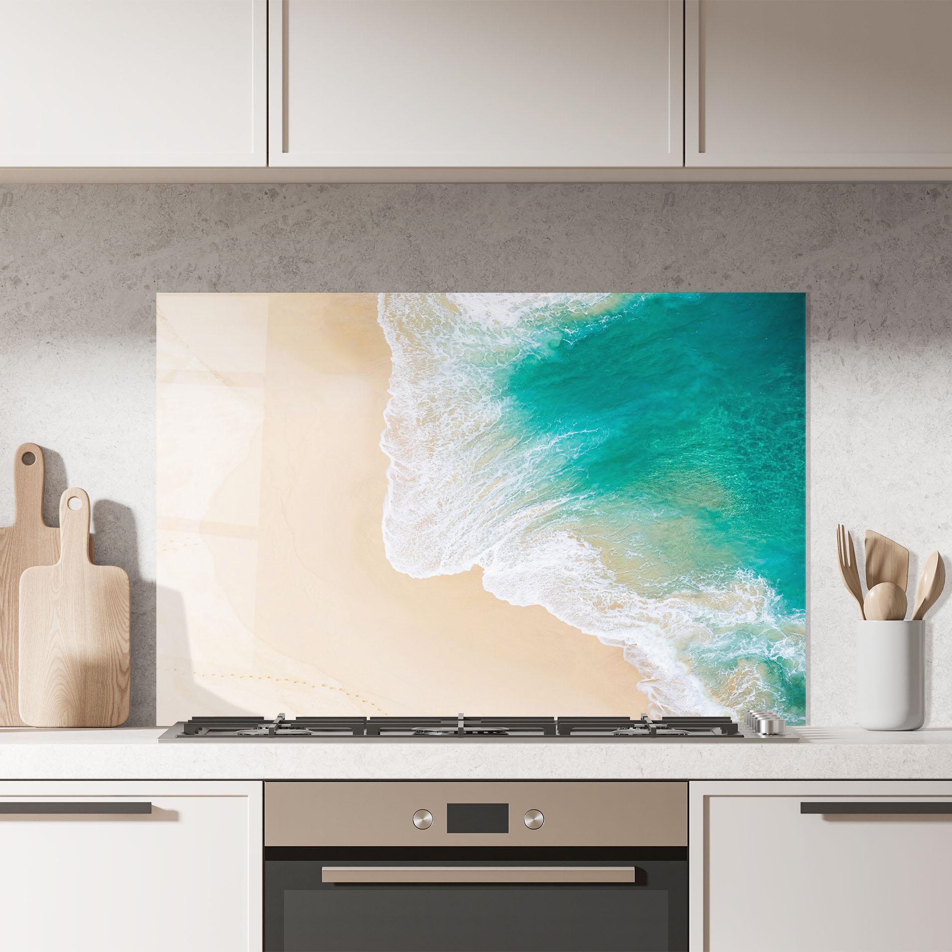 Küchenrückwand Glas Beautiful Blue Waves mockup 7
