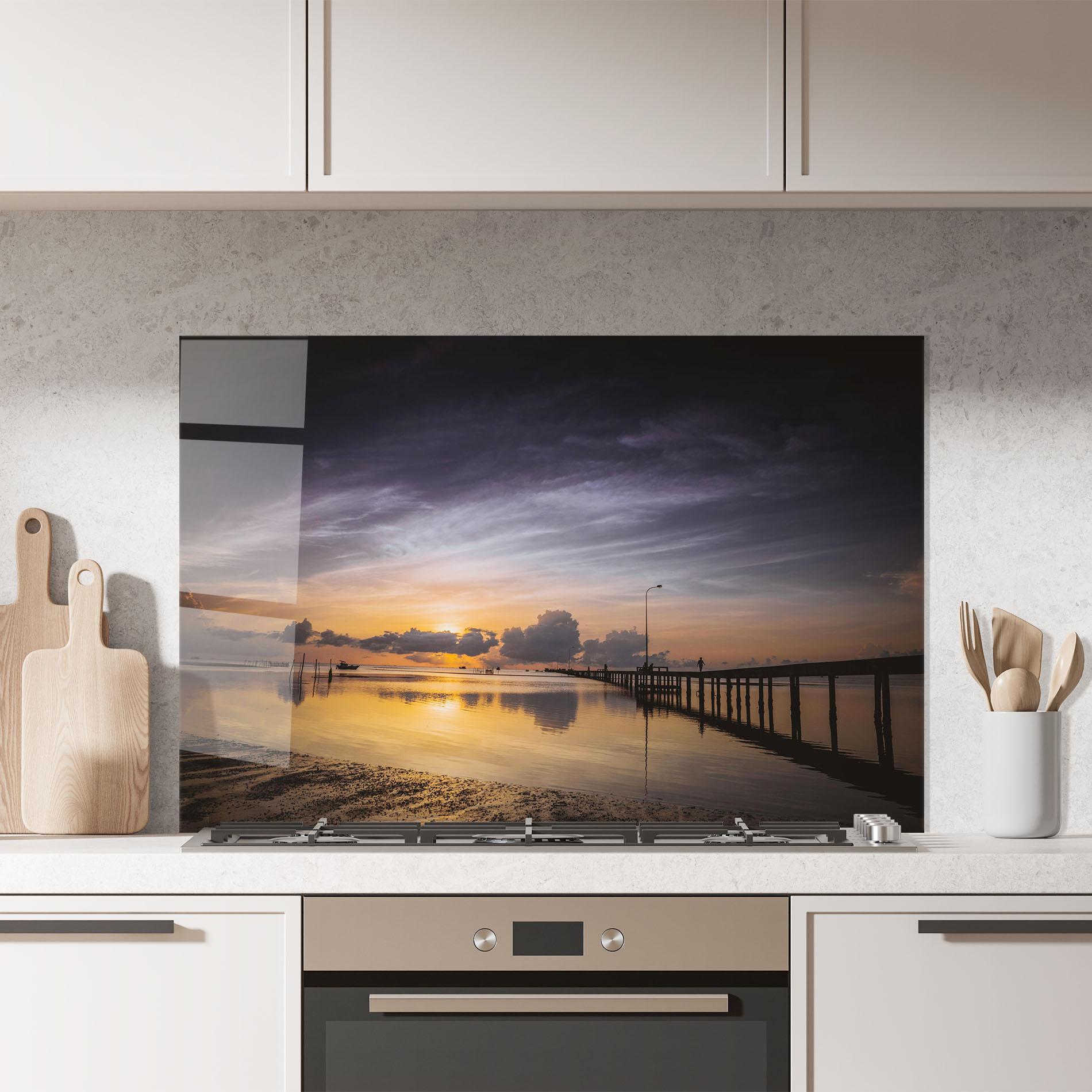 Küchenrückwand Glas Orange Purple Beach mockup 7