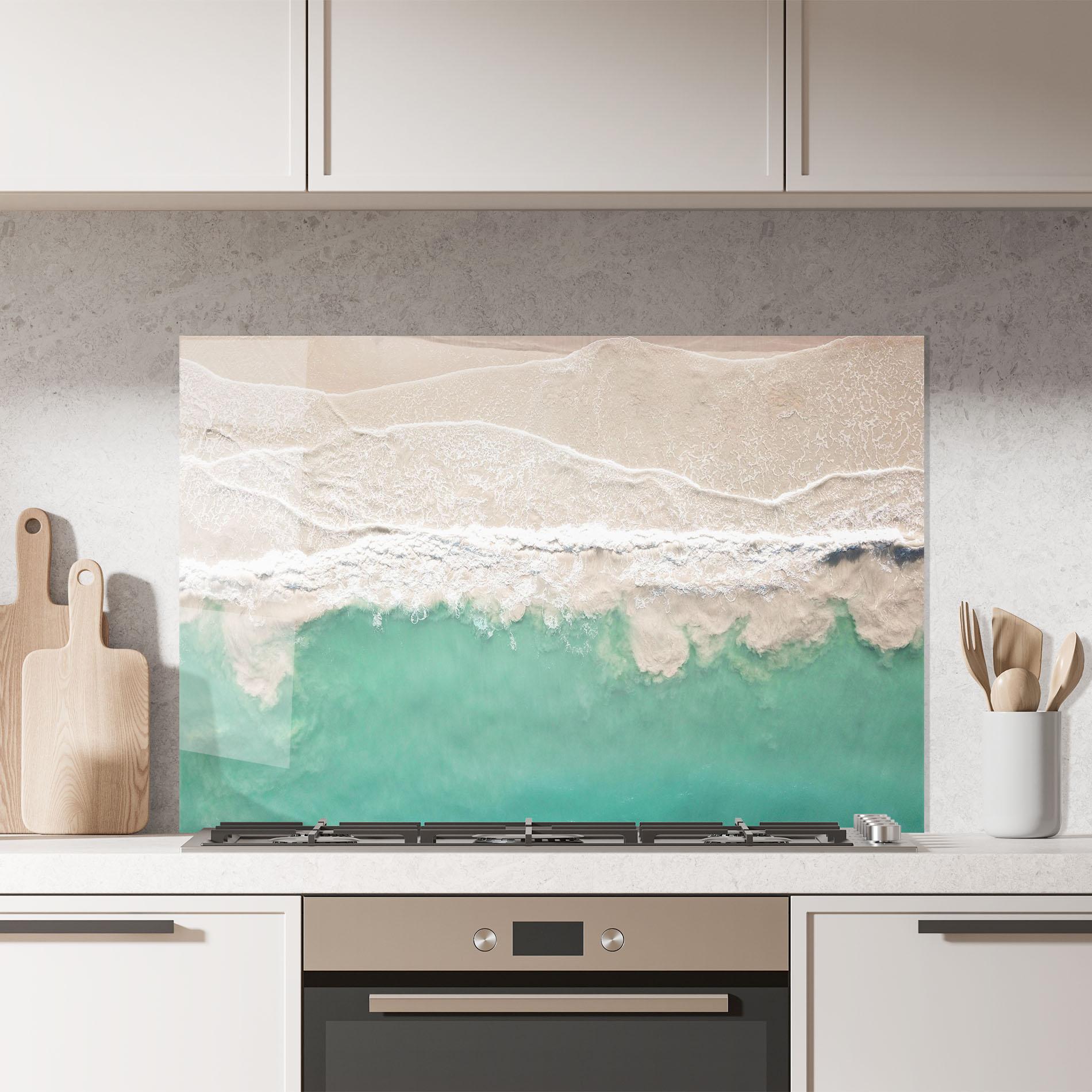 Küchenrückwand Glas Pretty Blue Beach mockup 7