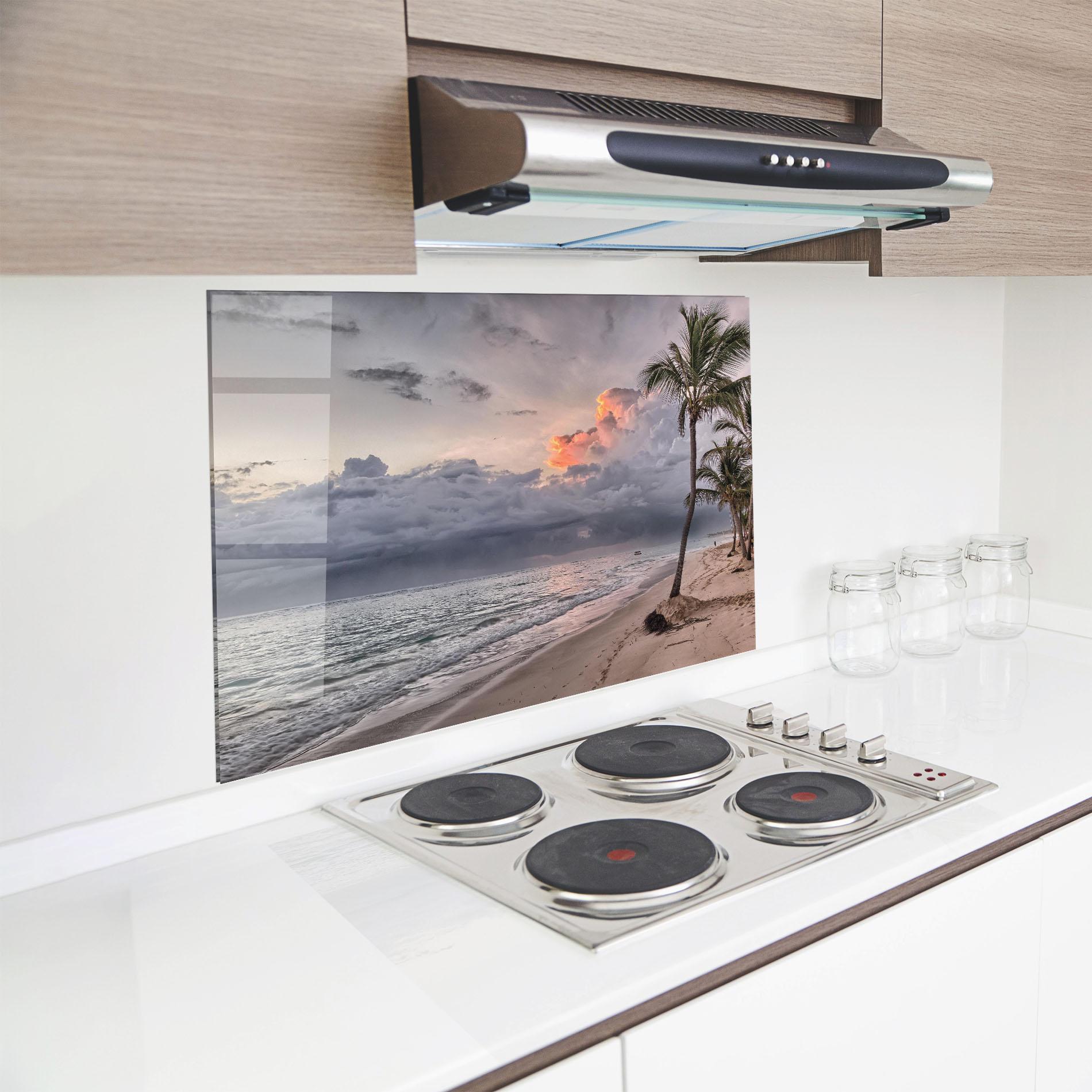 Küchenrückwand Glas Cloudy Beach mockup 8