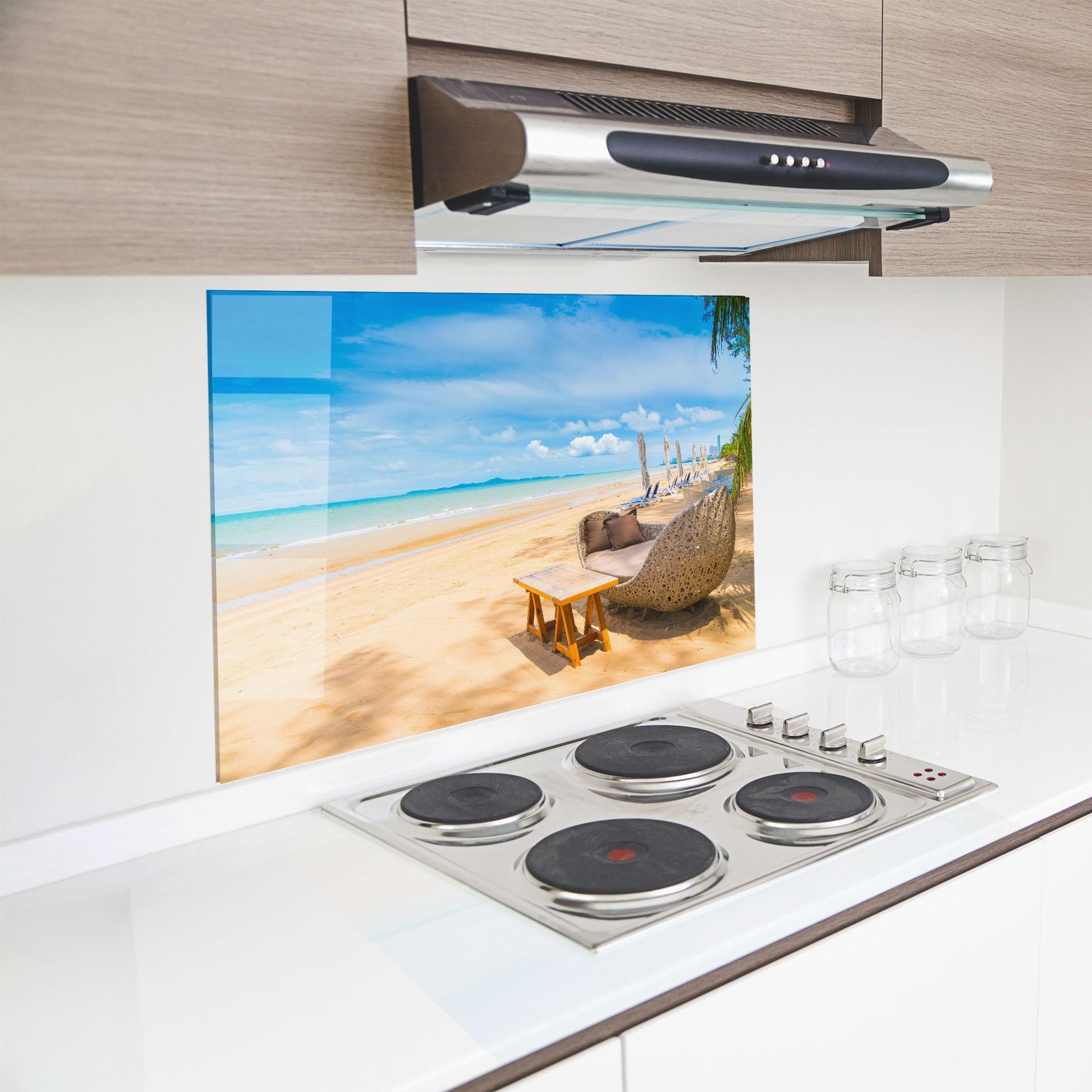 Küchenrückwand Glas Dinning Blue Sky mockup 8