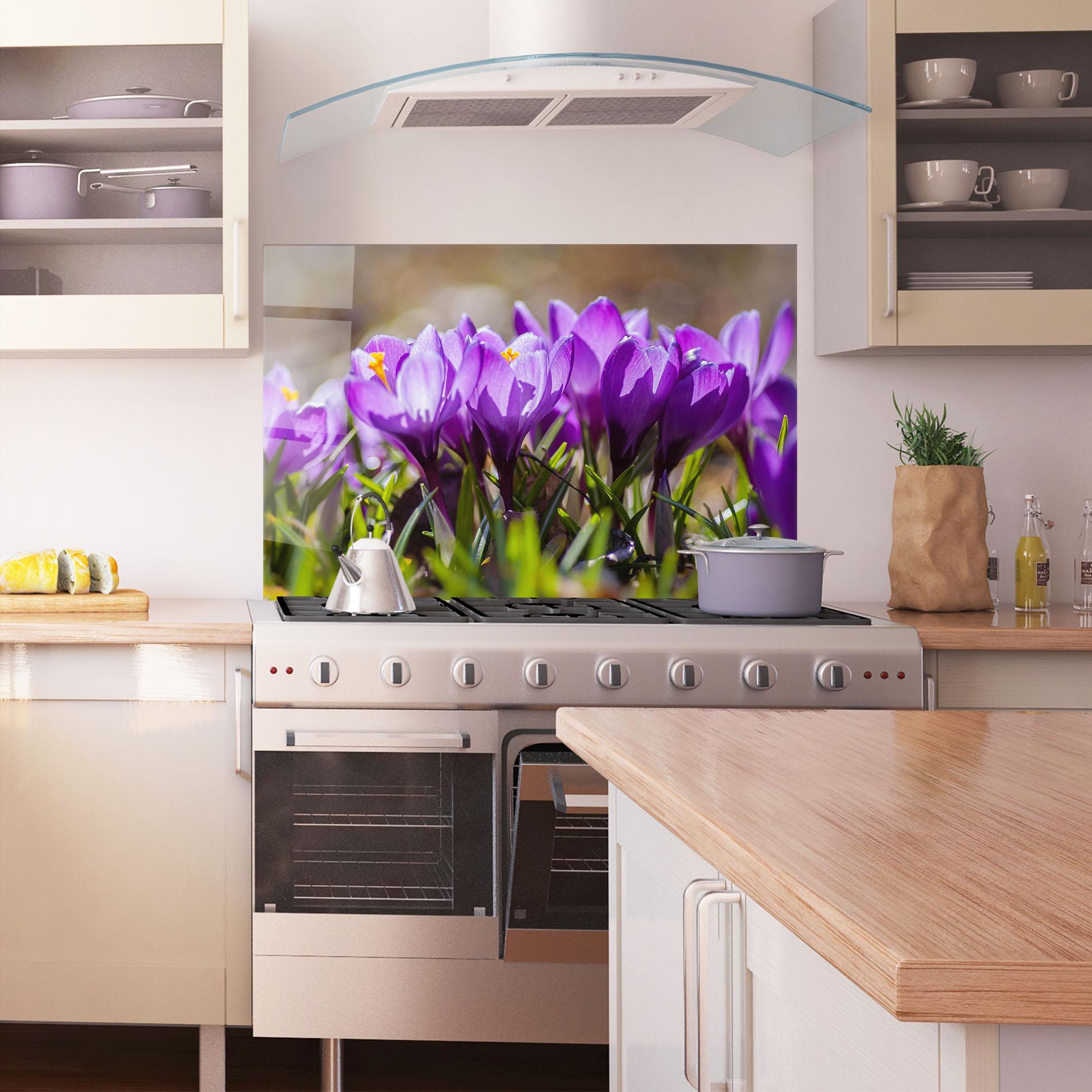 Küchenrückwand Glas Purple Spring Flower mockup 1