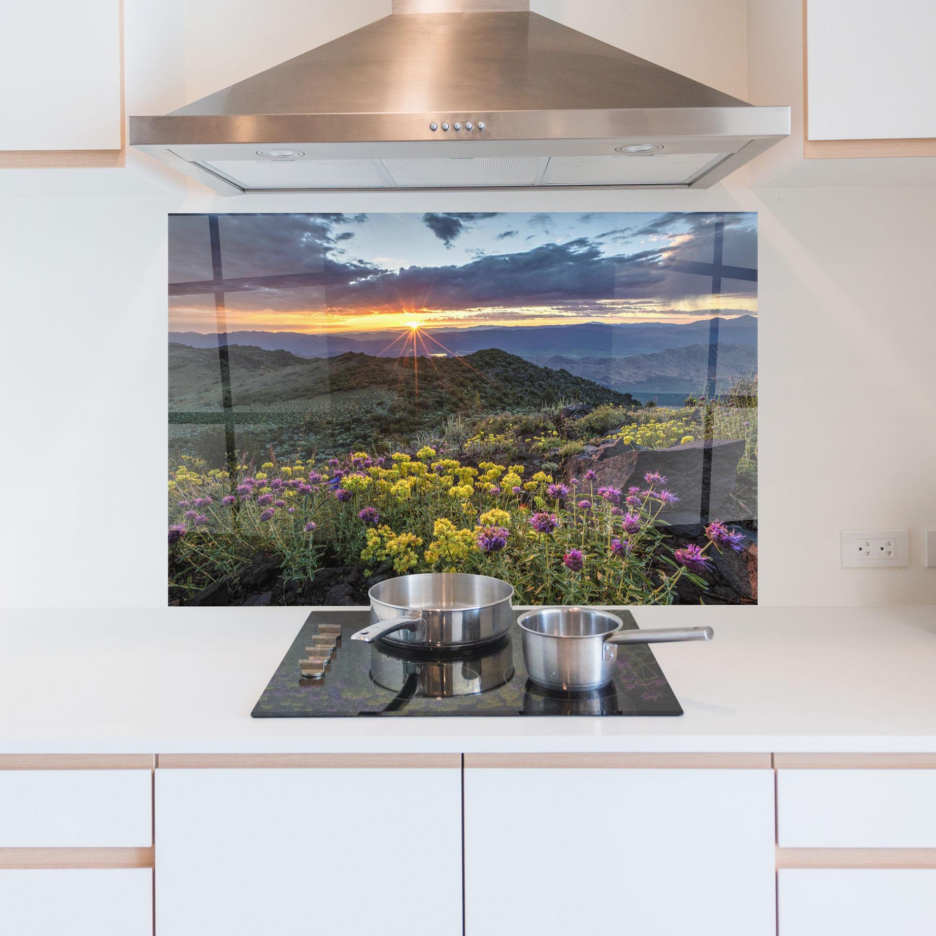 Küchenrückwand Glas Beautiful Spring View mockup 5