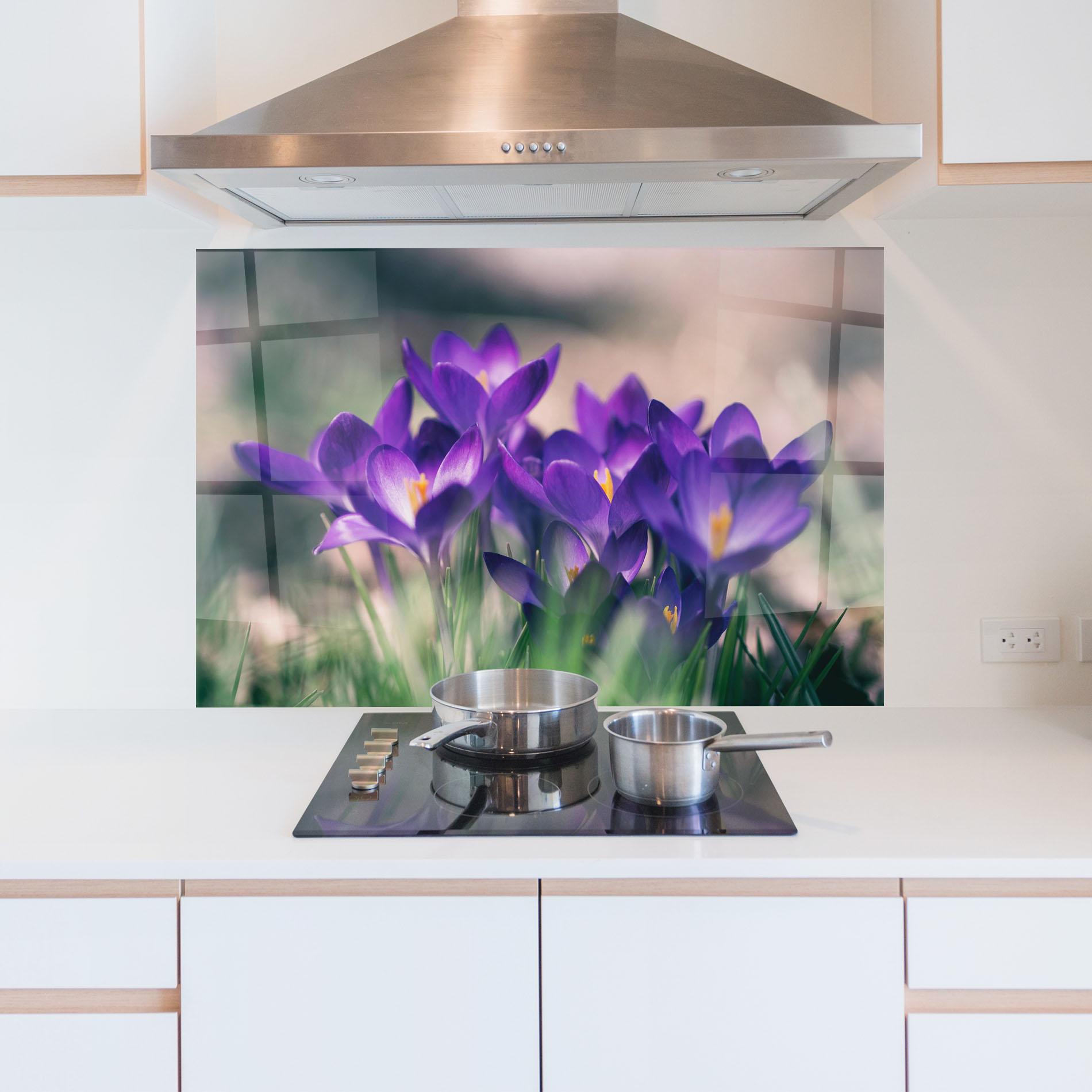 Küchenrückwand Glas Pretty Spring Flower mockup 5