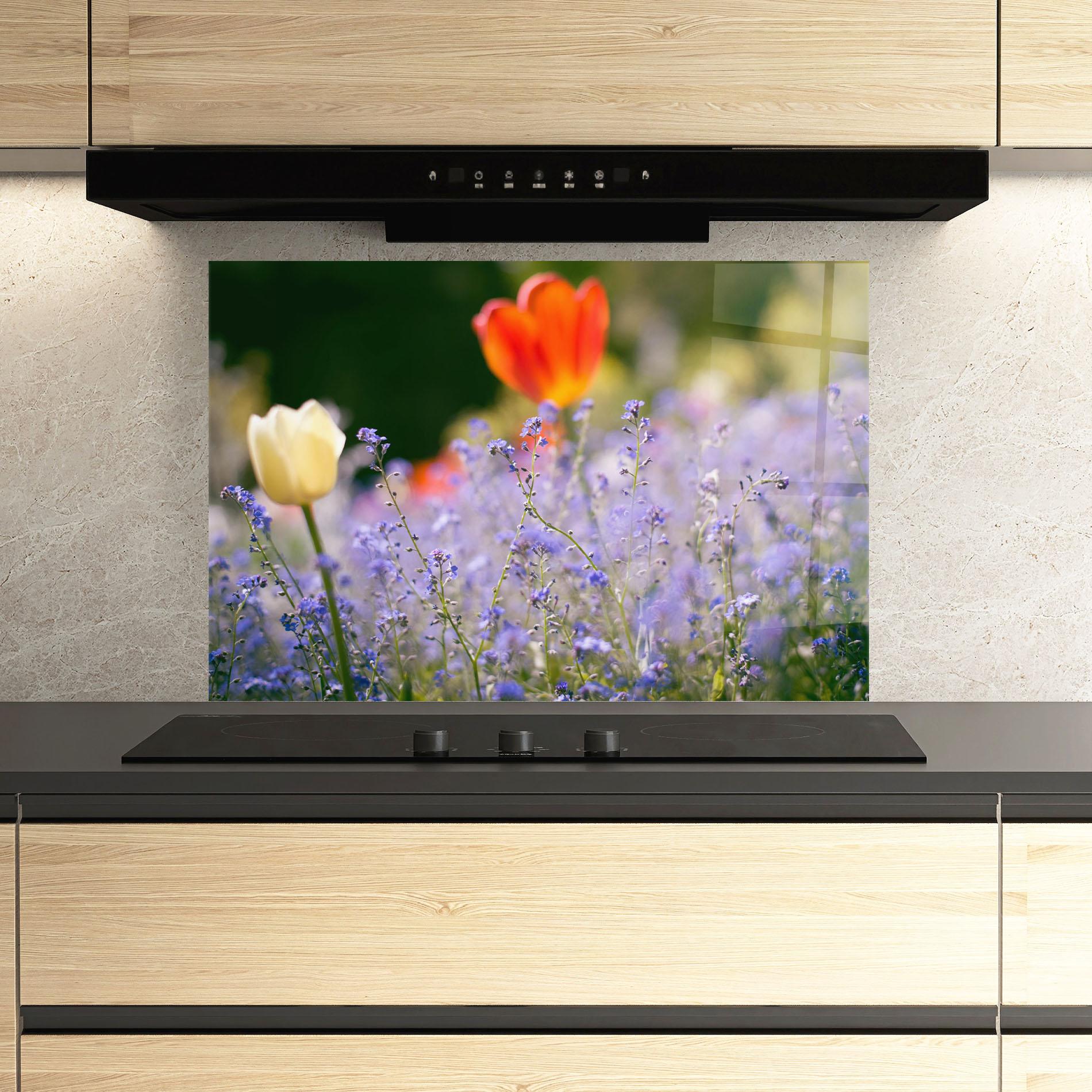 Küchenrückwand Glas Small Little Spring Flower mockup 3