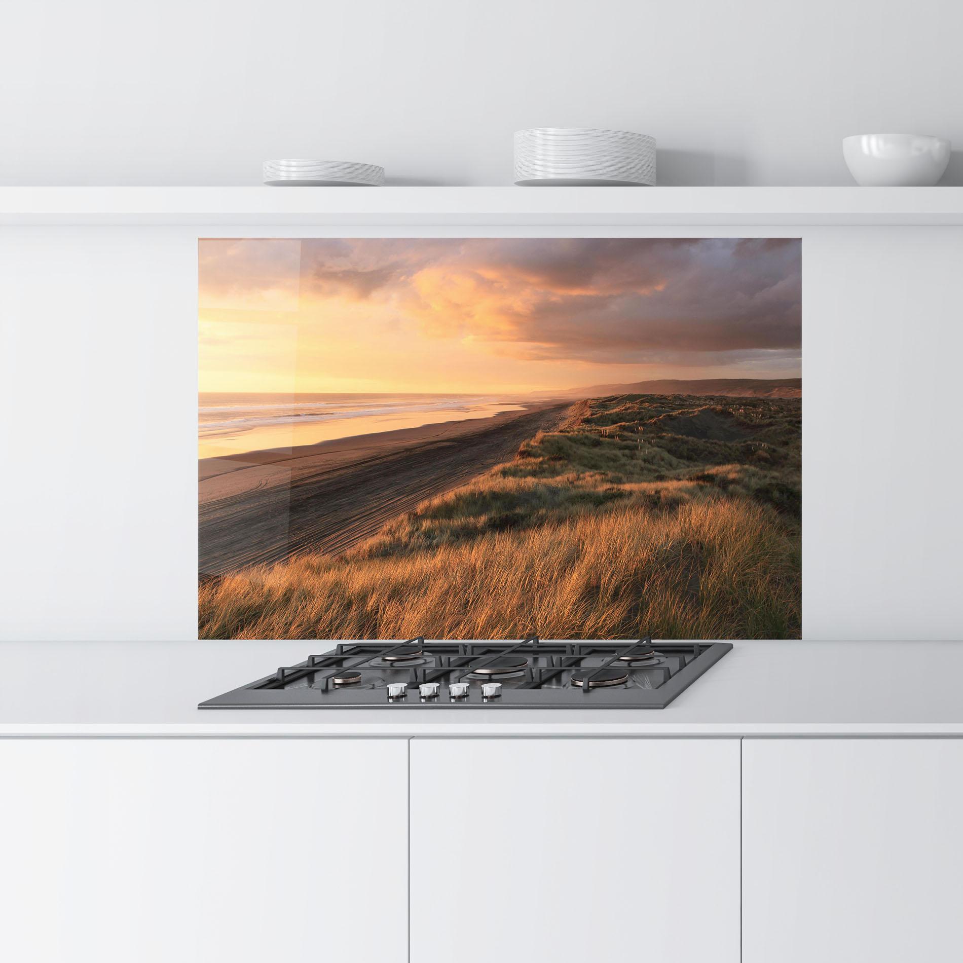 Küchenrückwand Glas Beach Land mockup 9