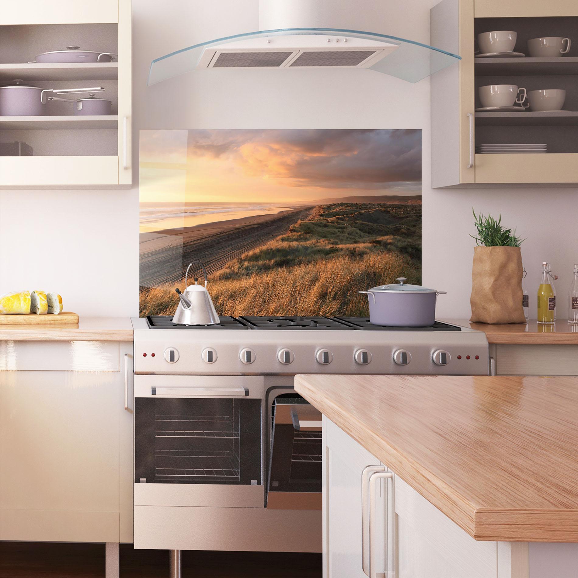 Küchenrückwand Glas Beach Land mockup 1
