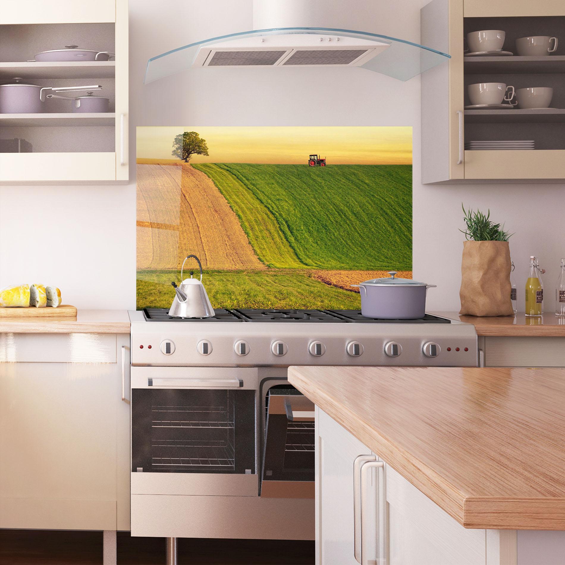Küchenrückwand Glas Green Cream Field mockup 1