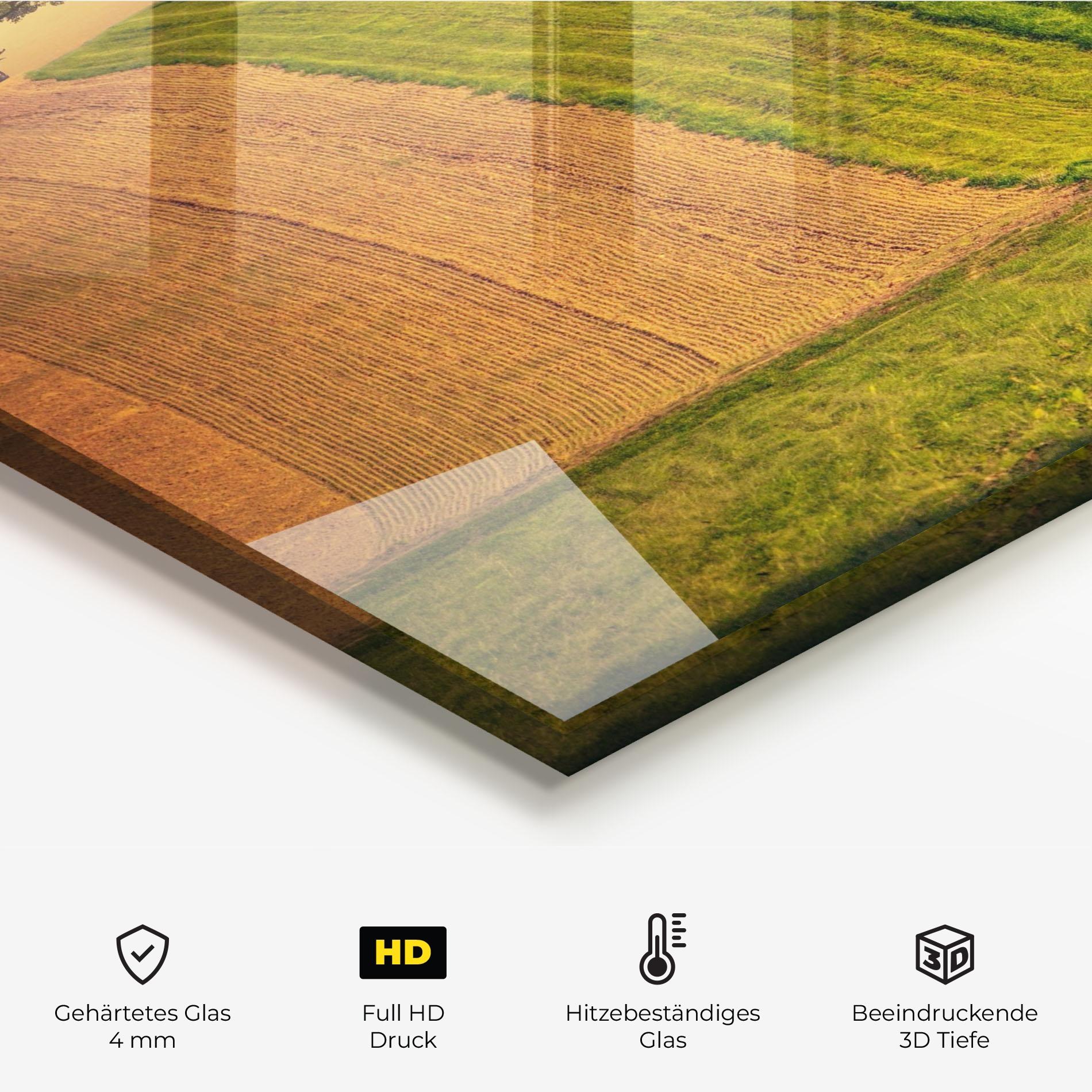 Küchenrückwand Glas Green Cream Field mockup 2