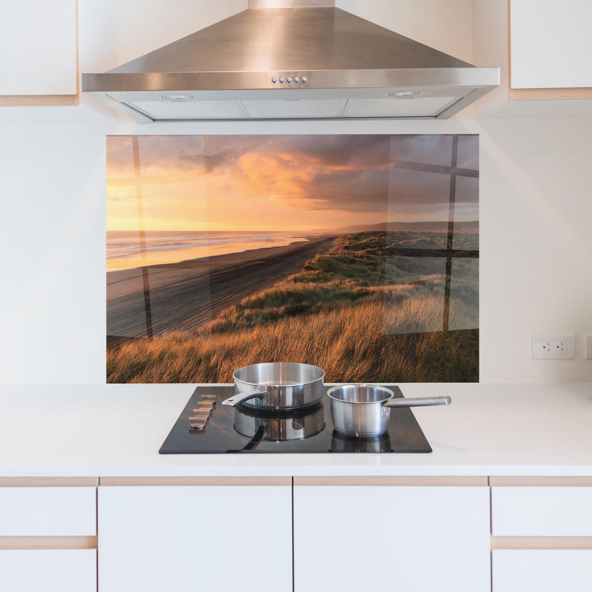 Küchenrückwand Glas Beach Land mockup 5