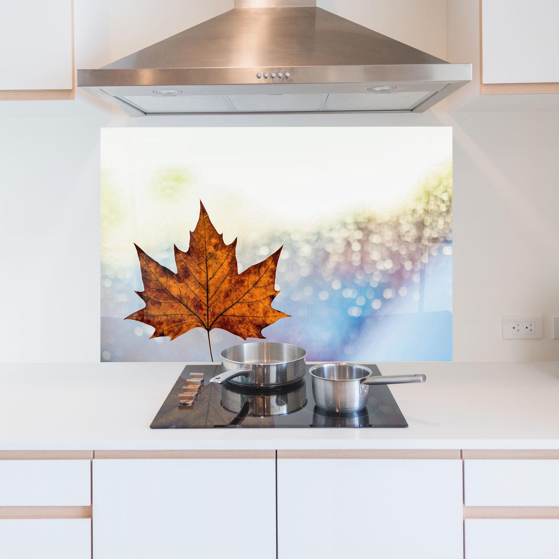 Küchenrückwand Glas Brown Orange Leaf mockup 5