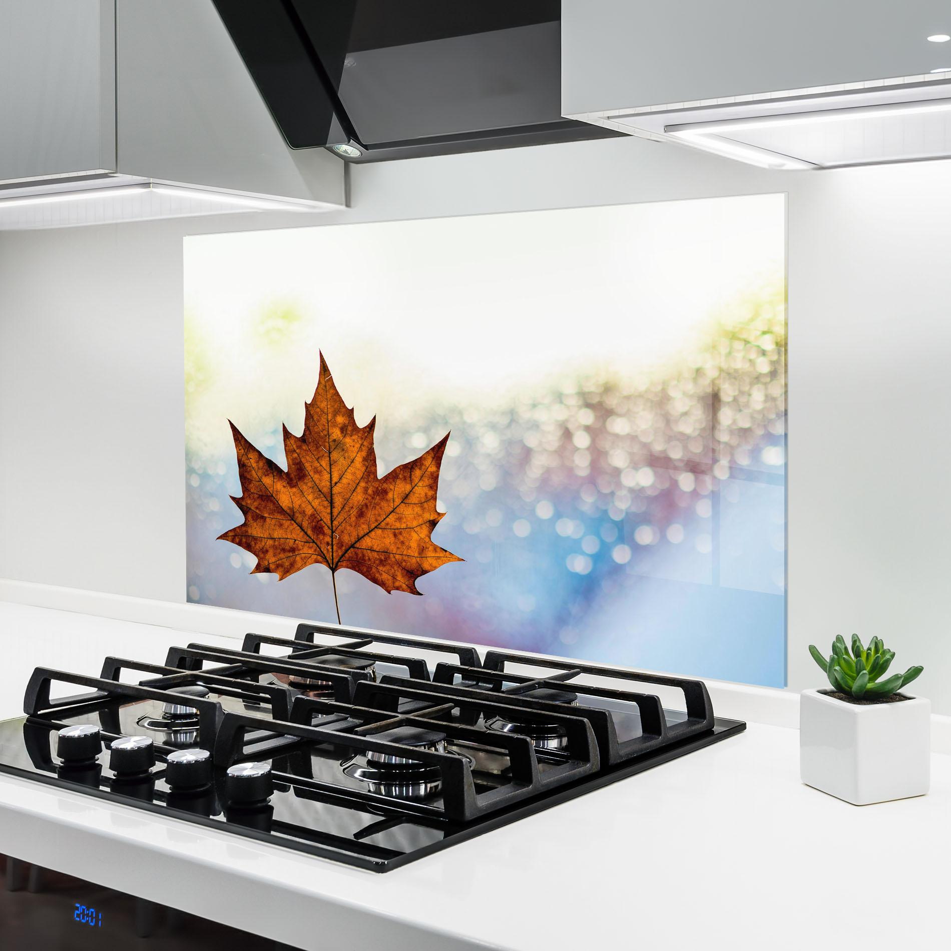 Küchenrückwand Glas Brown Orange Leaf mockup 6