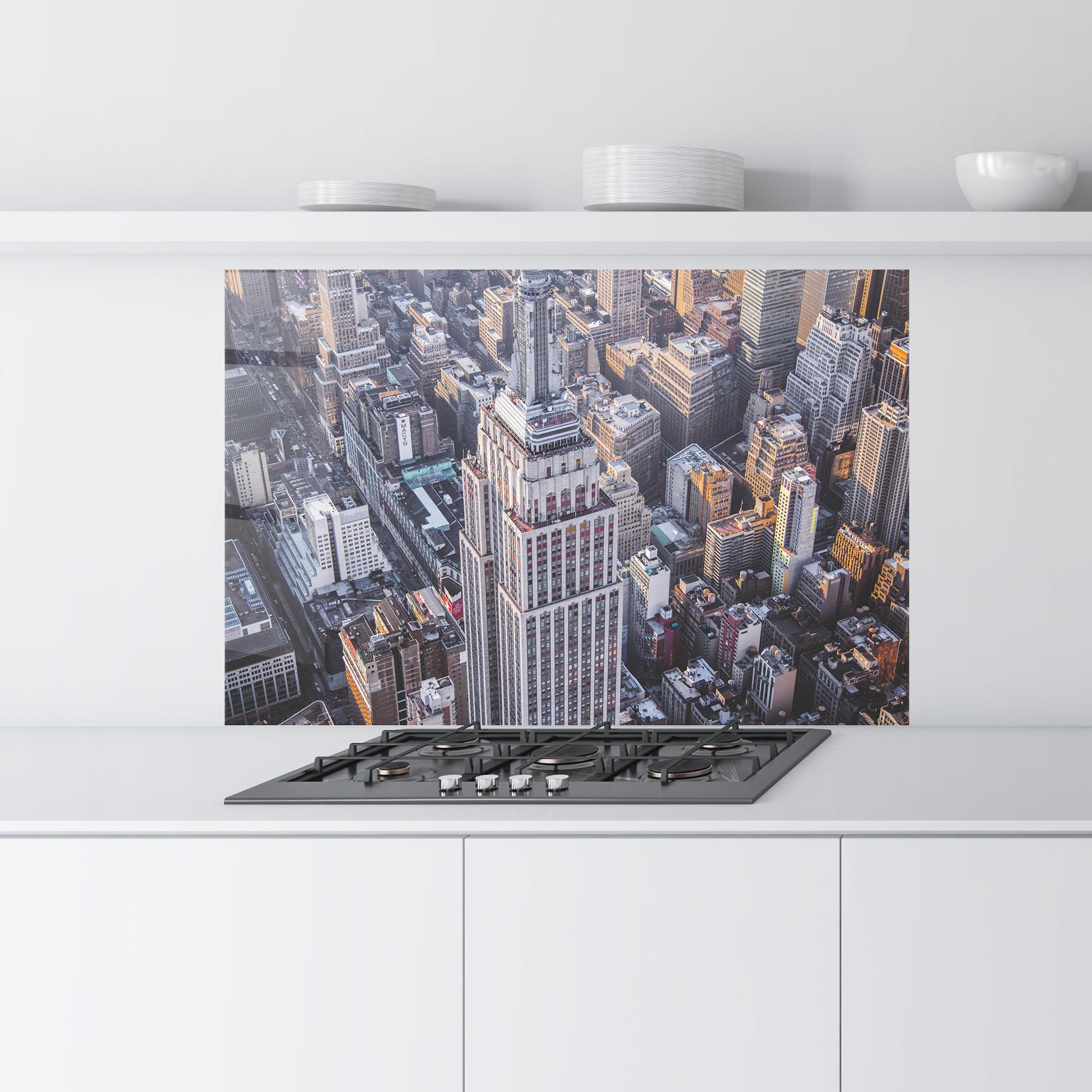 Küchenrückwand Glas Big Grey Tower mockup 9