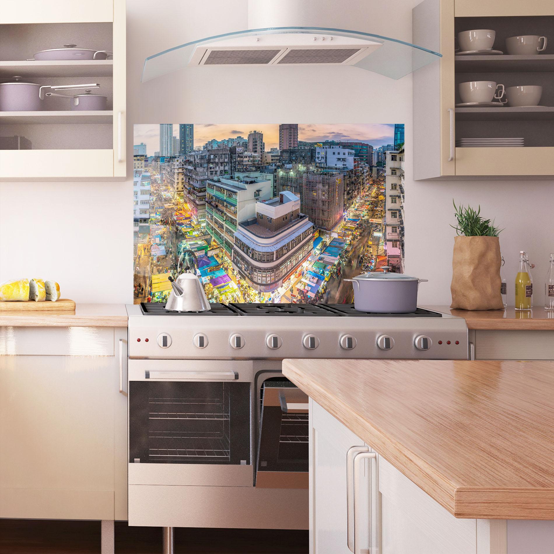 Küchenrückwand Glas Colorful Building mockup 1