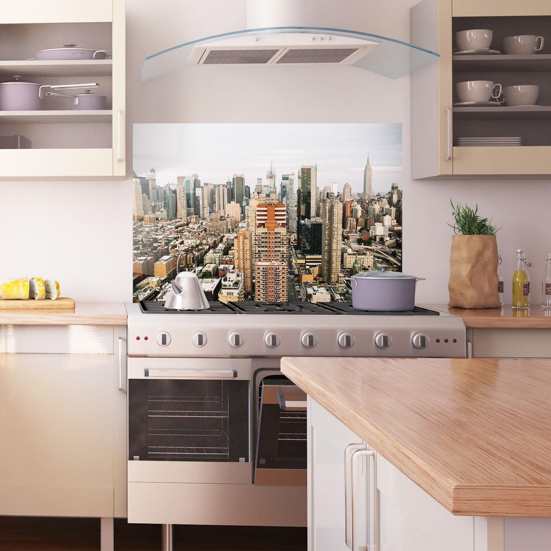 Küchenrückwand Glas Cream Orange Building mockup 1