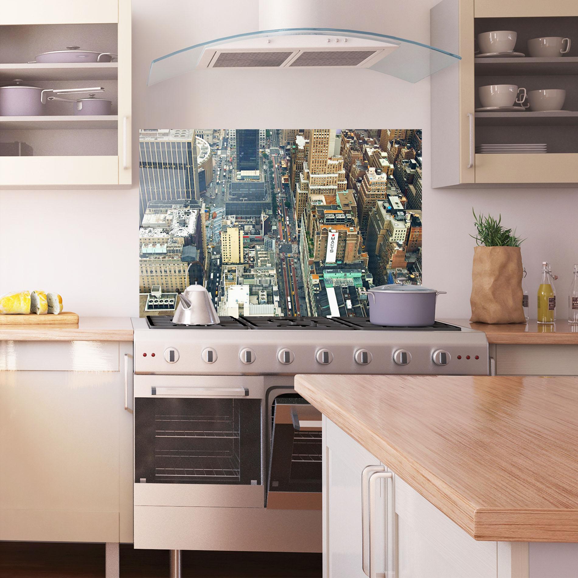 Küchenrückwand Glas Cream Tall Building mockup 1