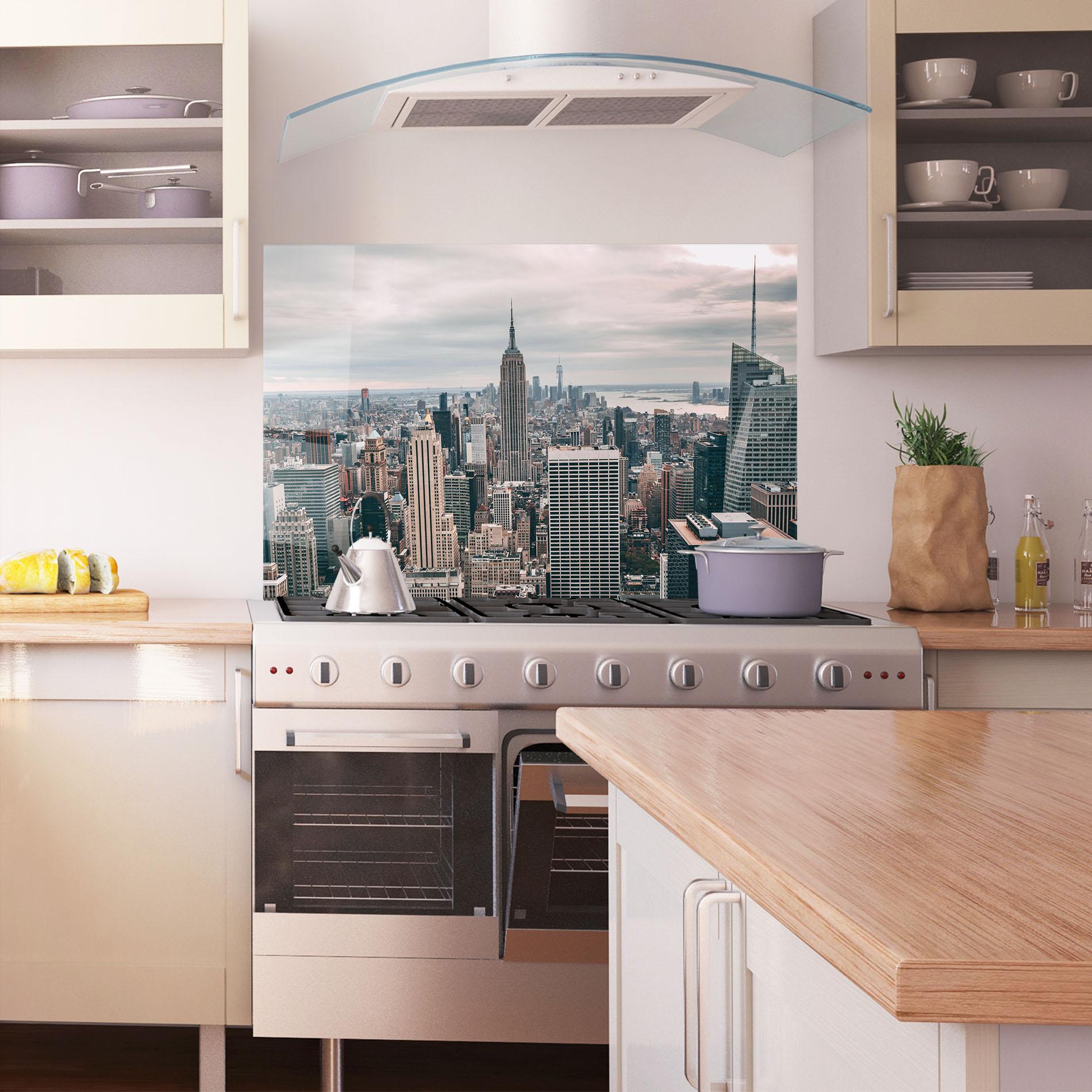 Küchenrückwand Glas High View Building mockup 1