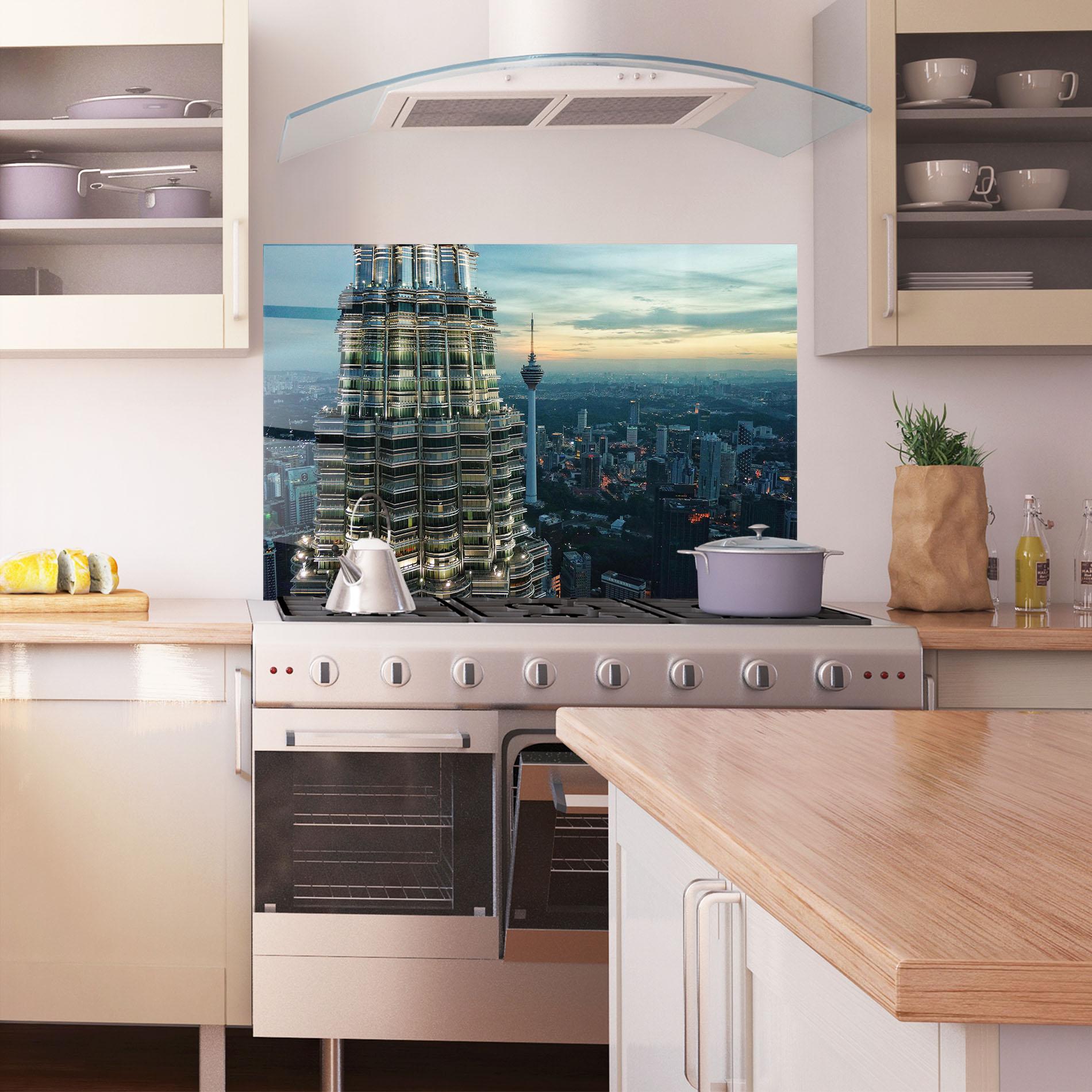 Küchenrückwand Glas Hight Tower View mockup 1