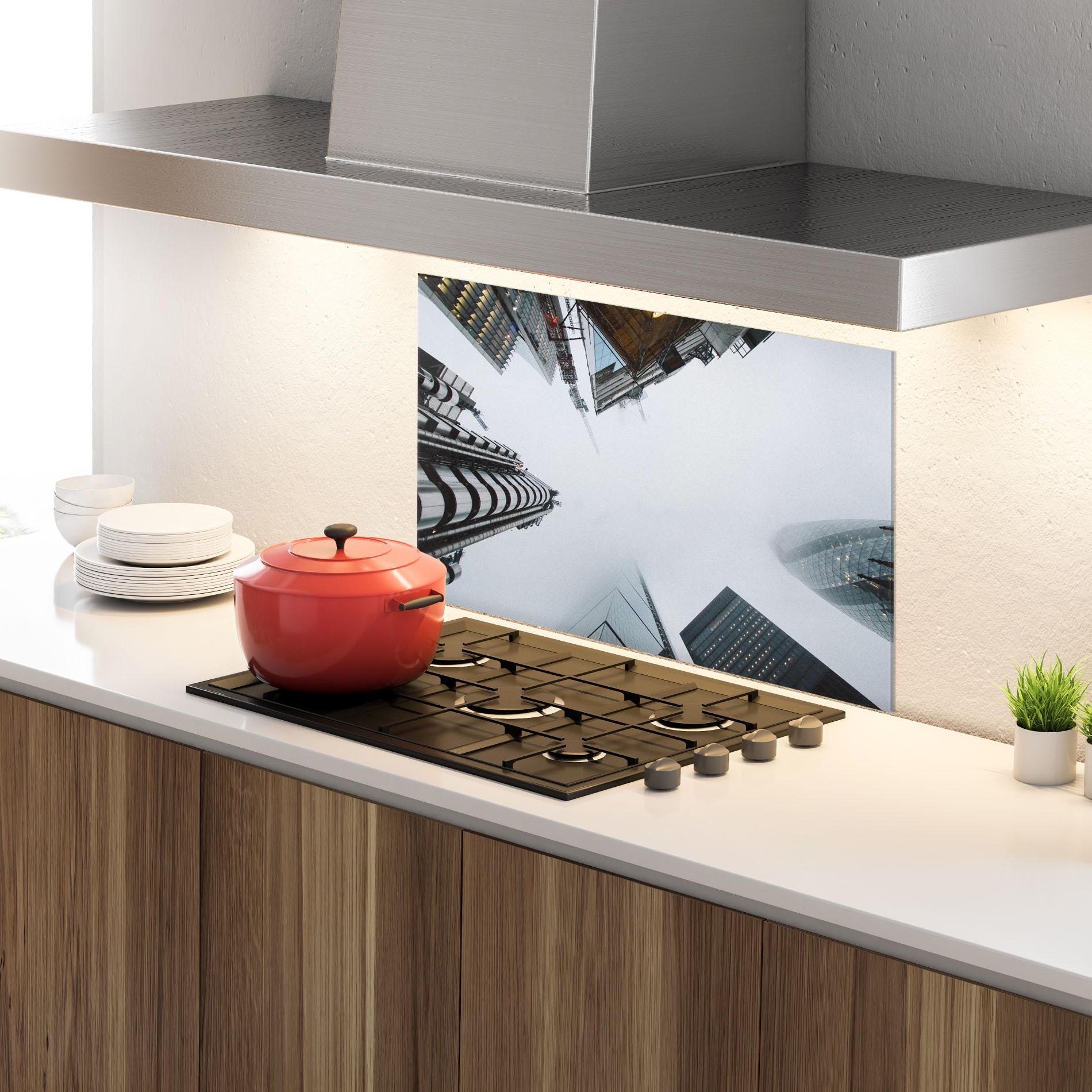 Küchenrückwand Glas Foggy Sky Tower mockup 4