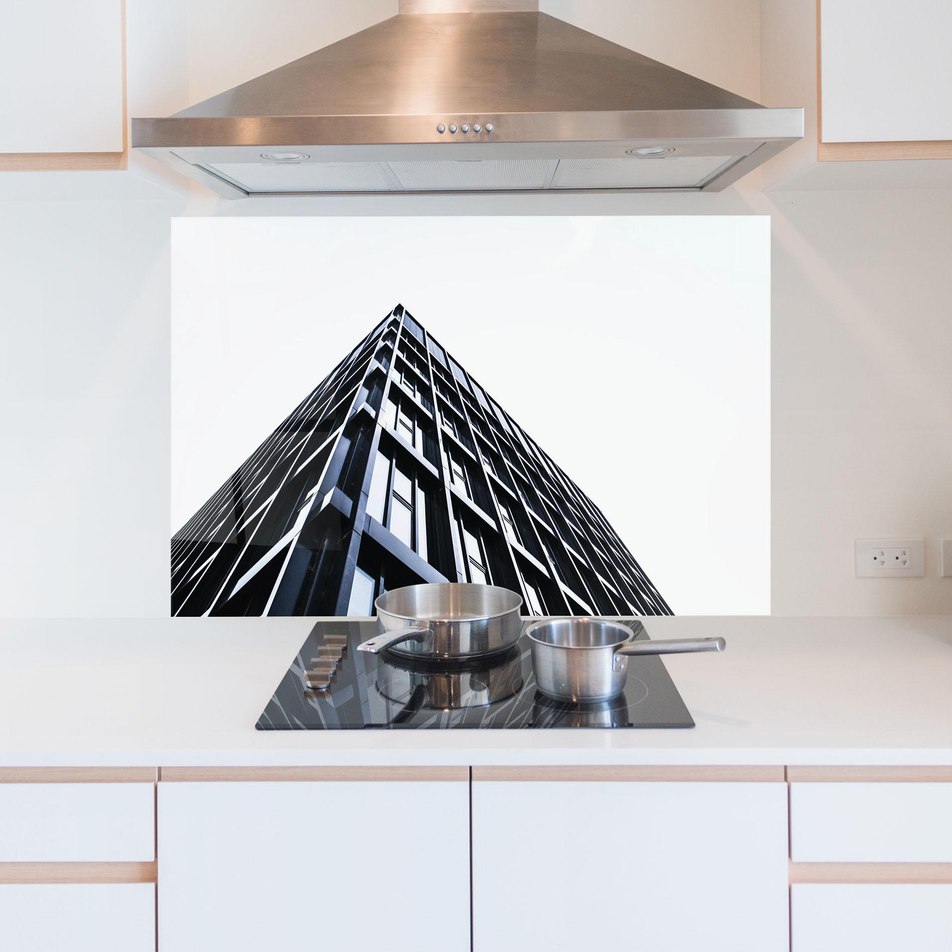 Küchenrückwand Glas Big Black Building mockup 5