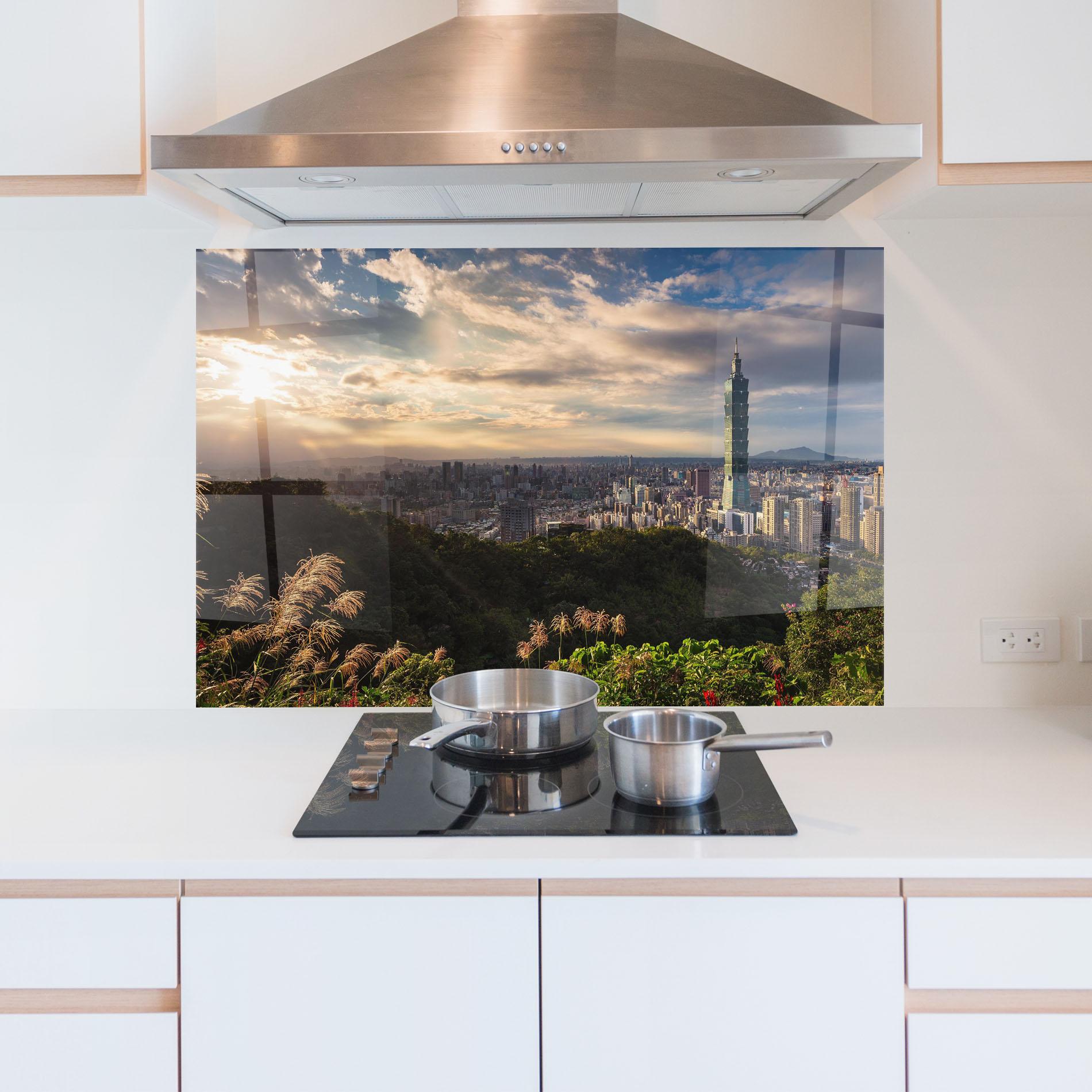 Küchenrückwand Glas Big Building Daylight mockup 5