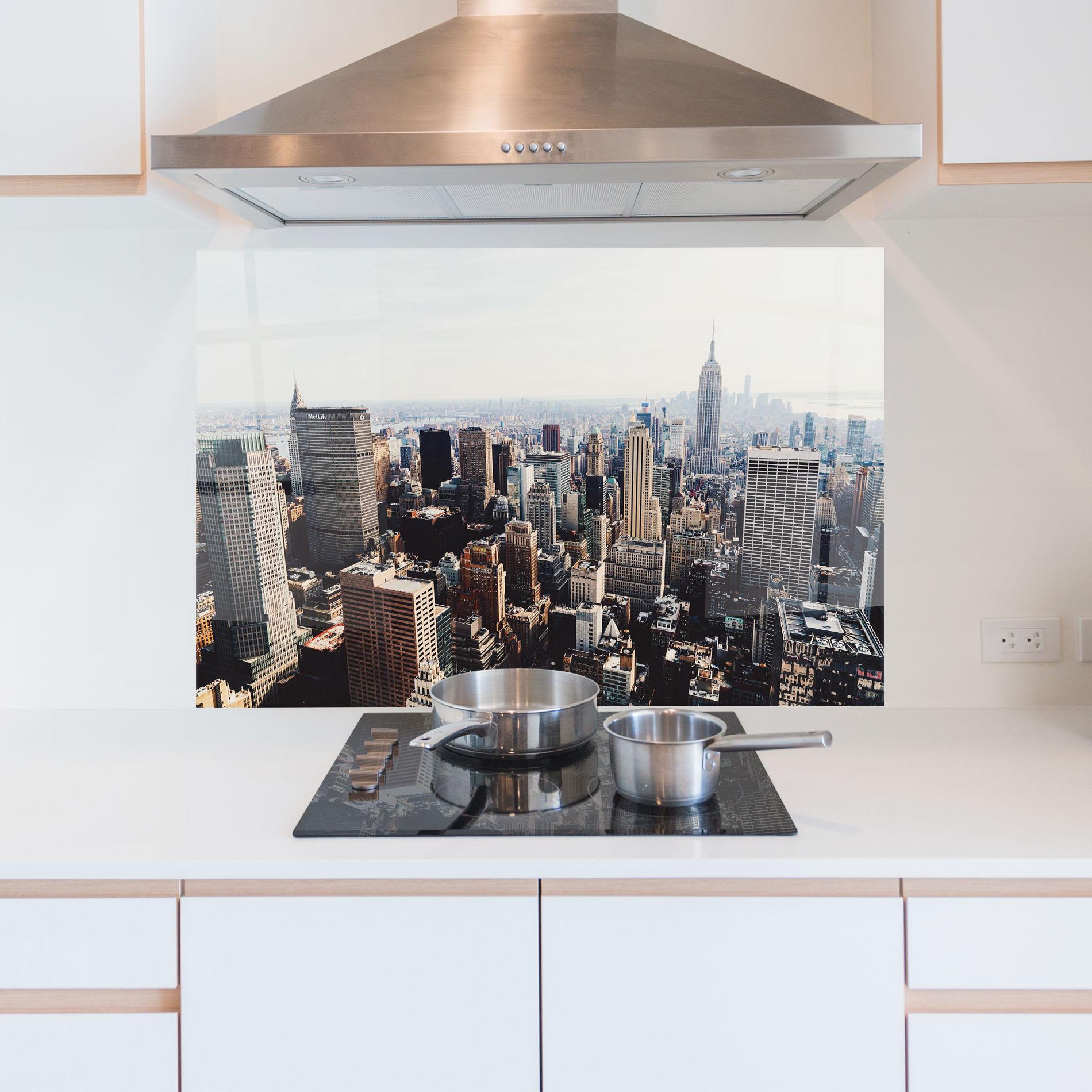 Küchenrückwand Glas Building Mix View mockup 5