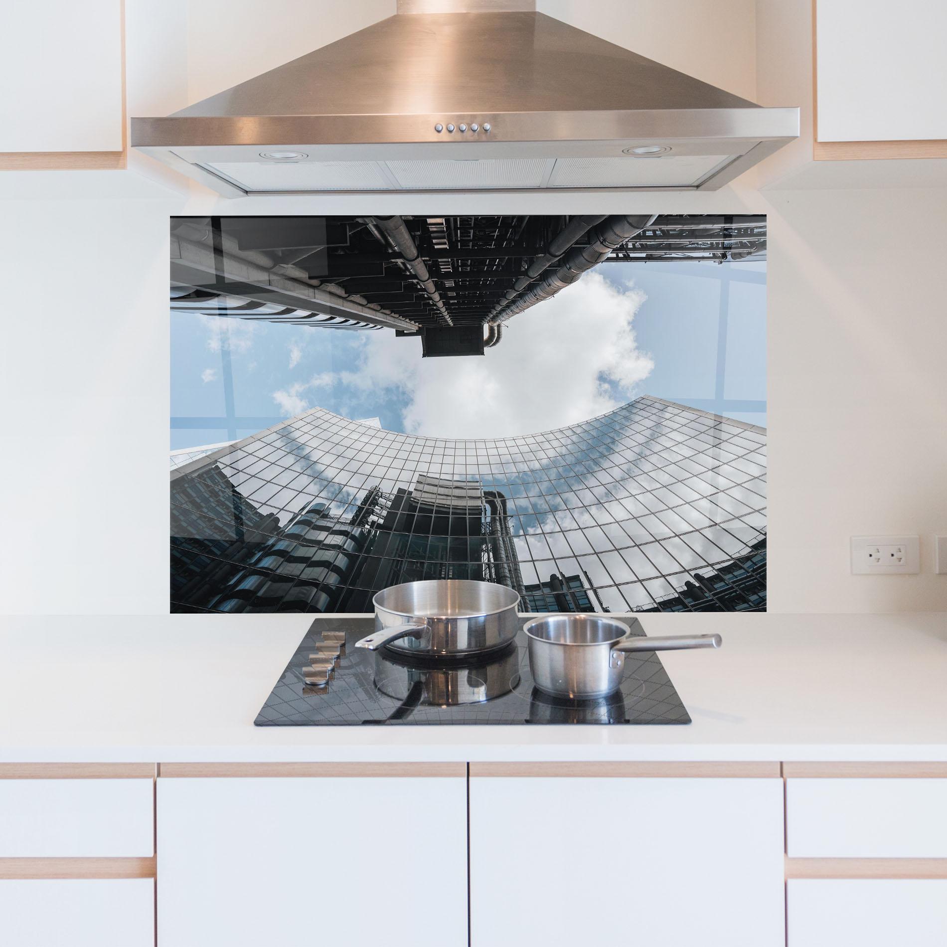 Küchenrückwand Glas Cloud Big Building mockup 5