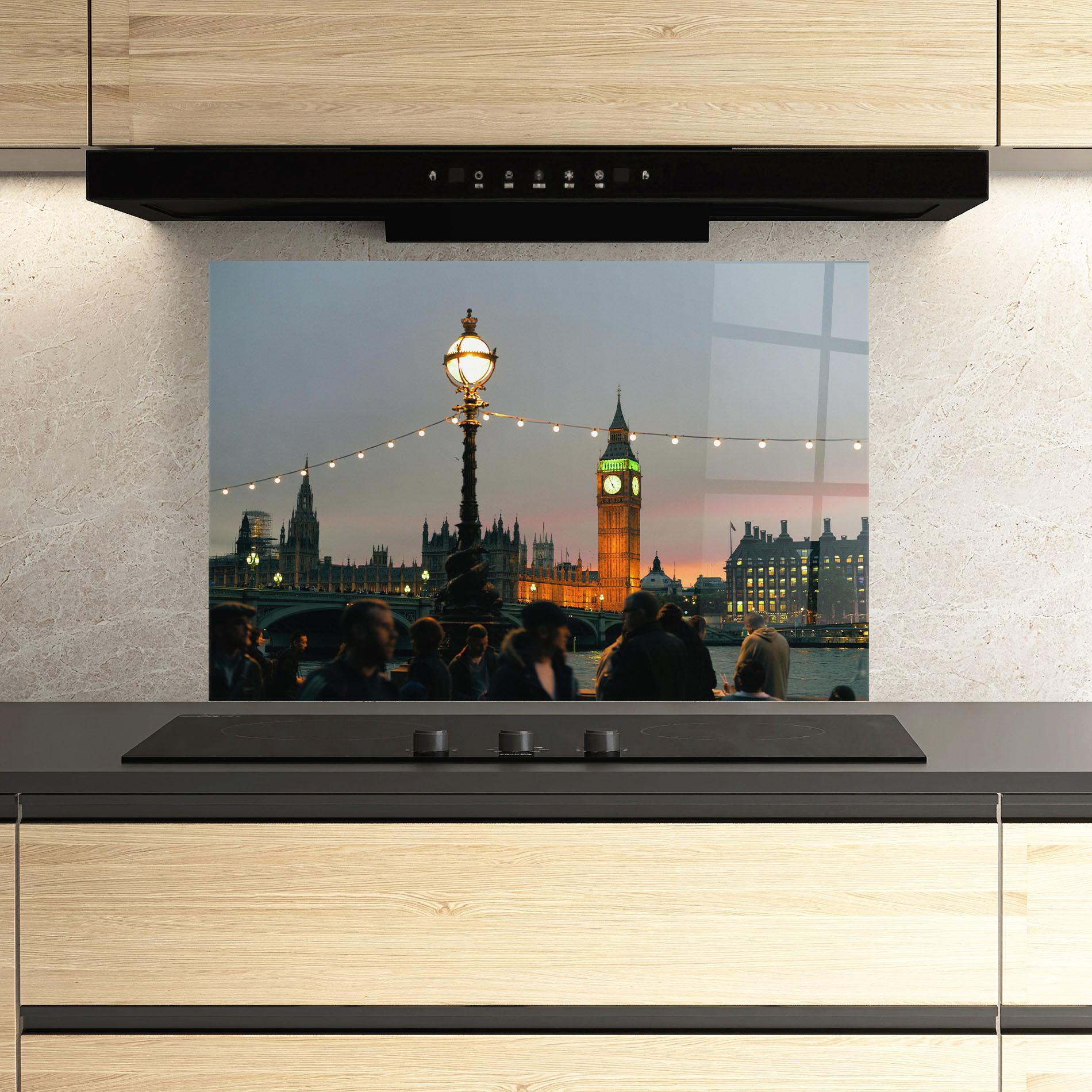 Küchenrückwand Glas Clock Lights mockup 3