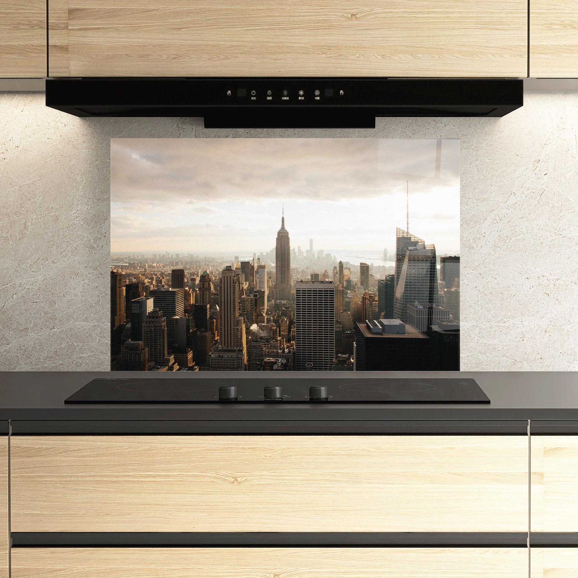 Küchenrückwand Glas Grey Cloud Buildings mockup 3