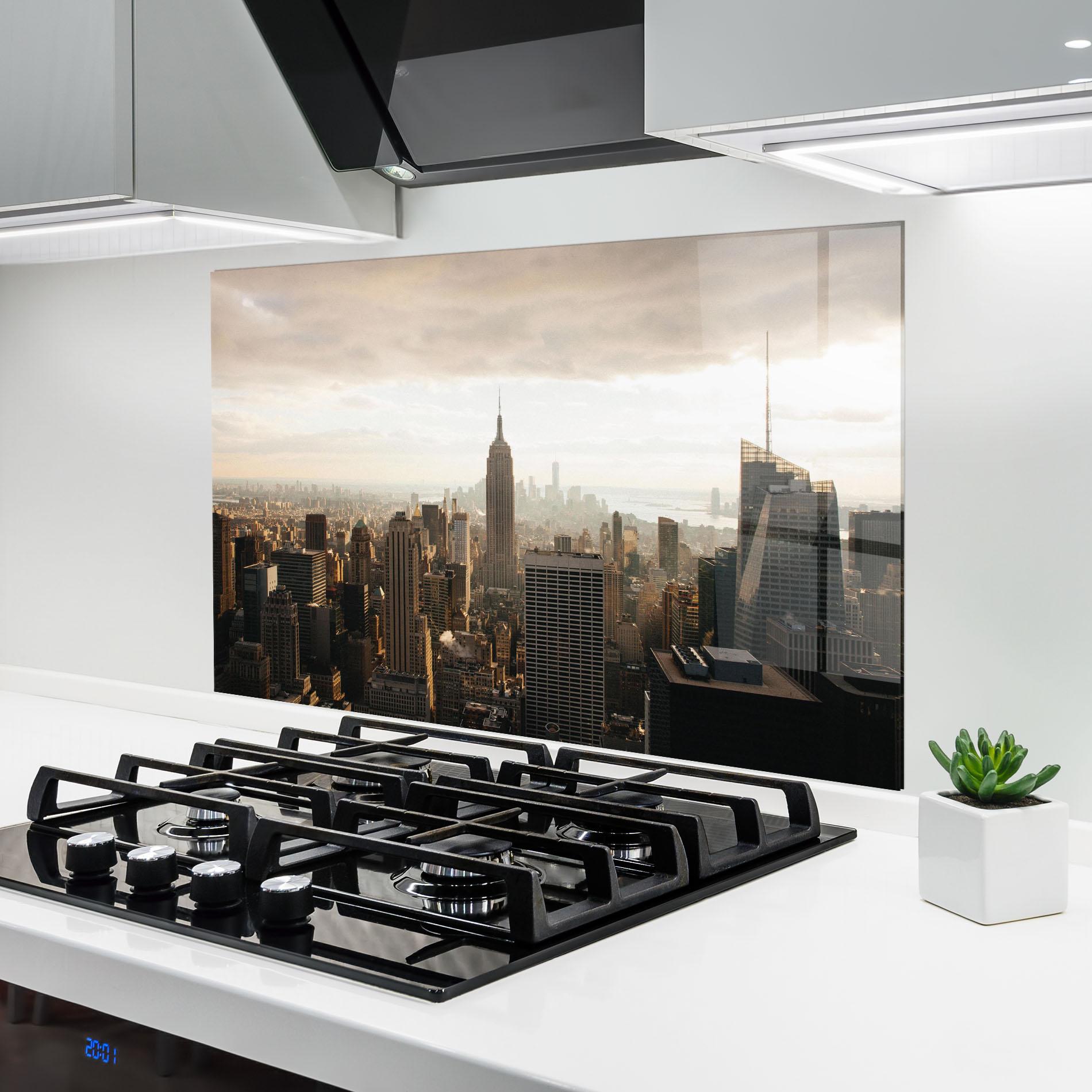 Küchenrückwand Glas Grey Cloud Buildings mockup 6