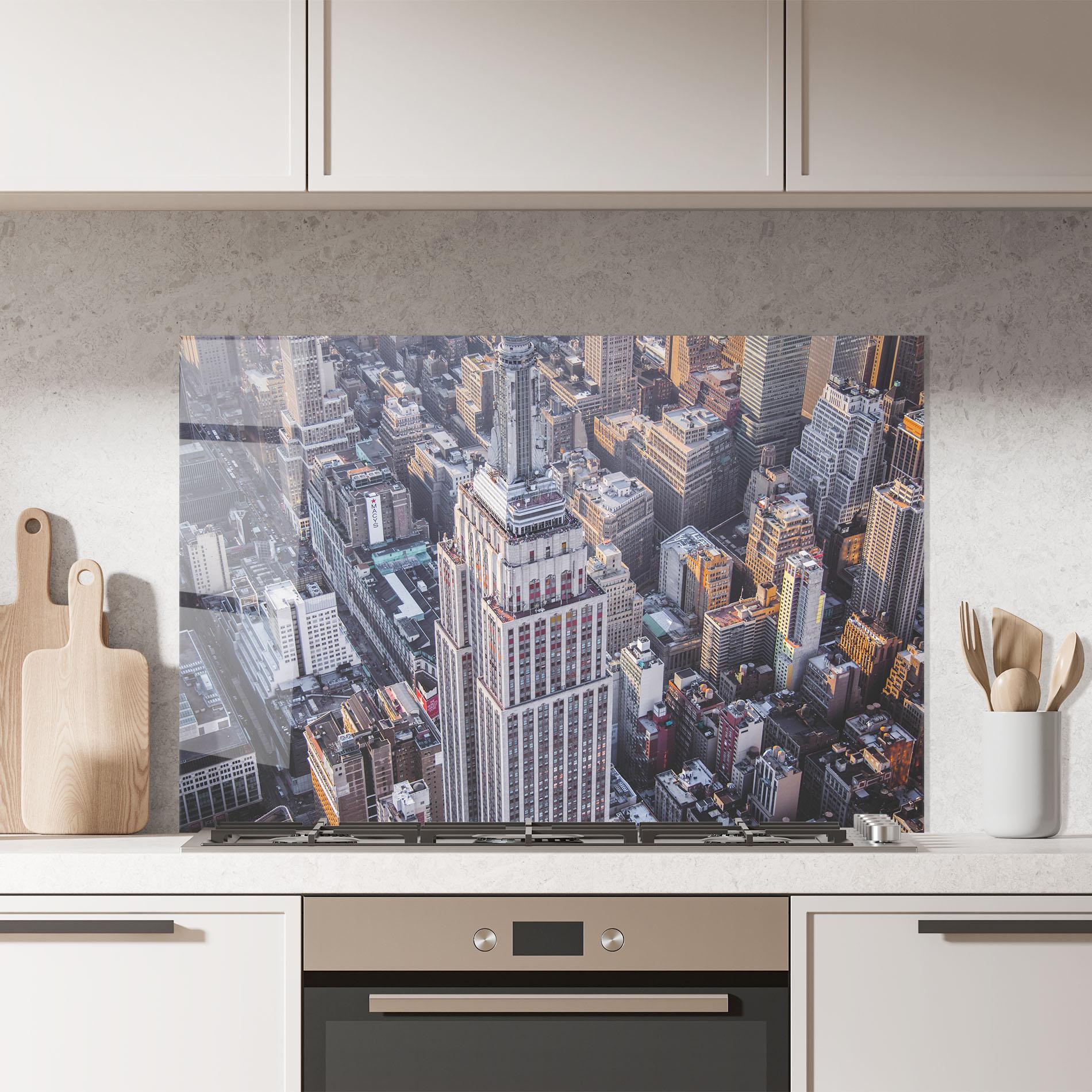 Küchenrückwand Glas Big Grey Tower mockup 7