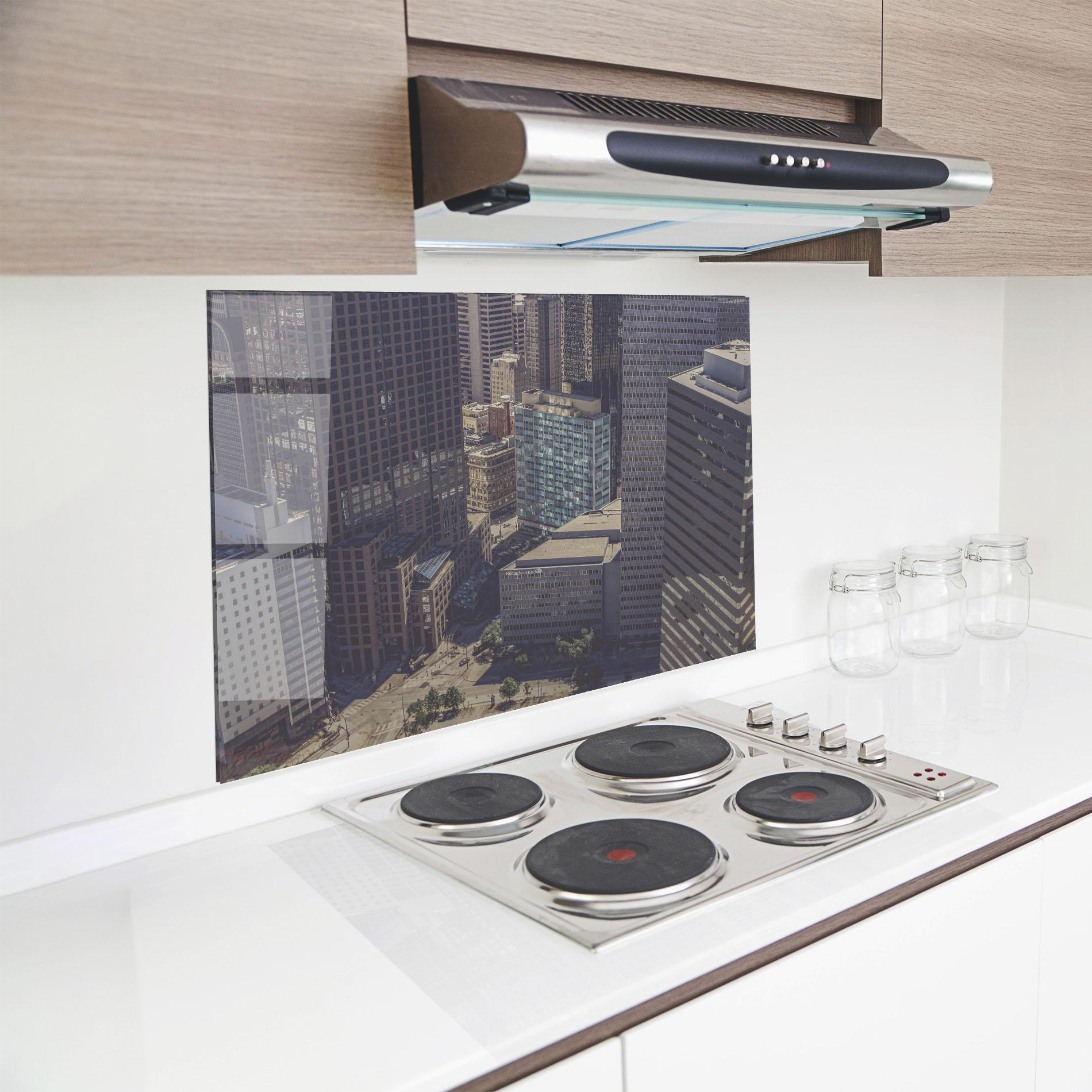 Küchenrückwand Glas Cream Light Building mockup 8