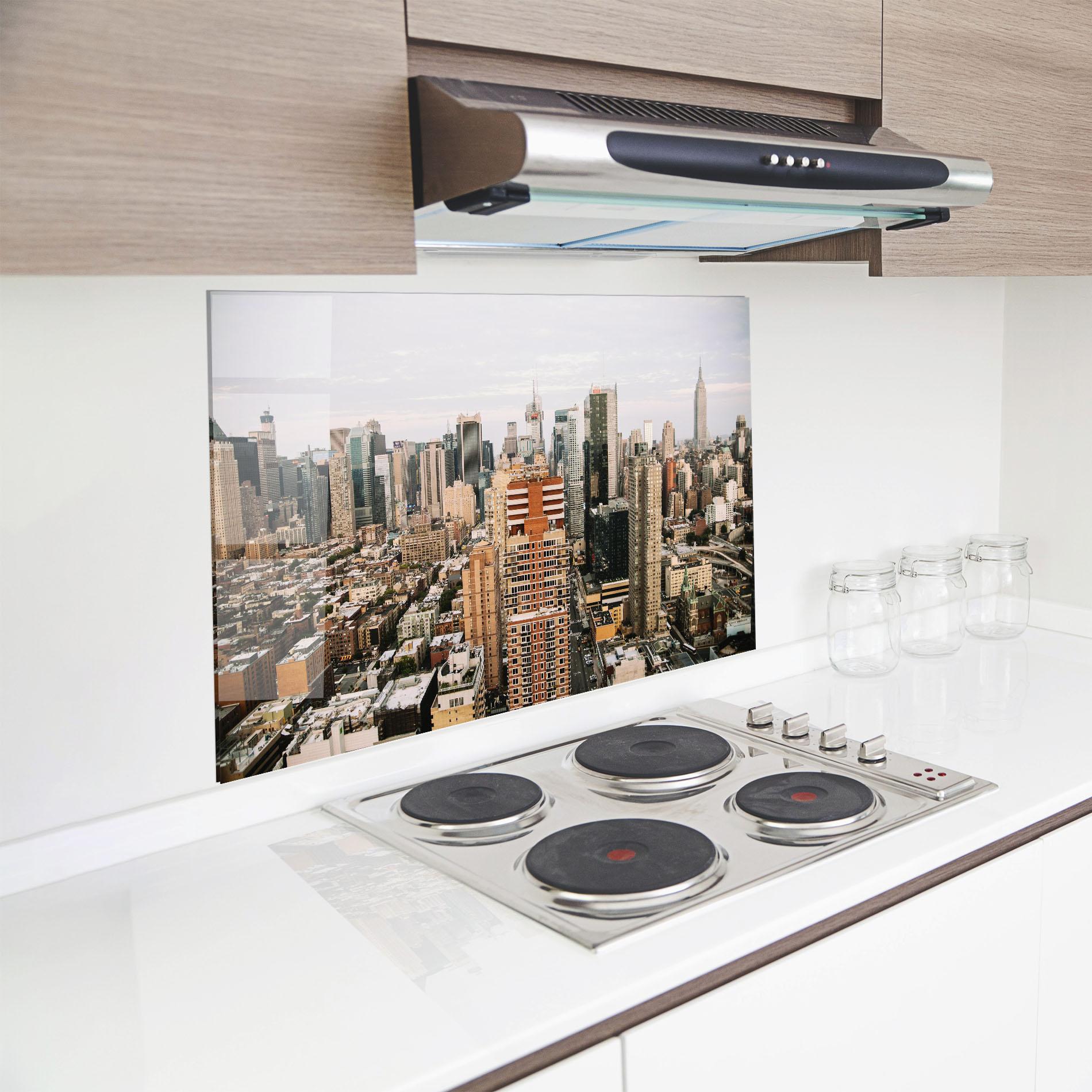 Küchenrückwand Glas Cream Orange Building mockup 8