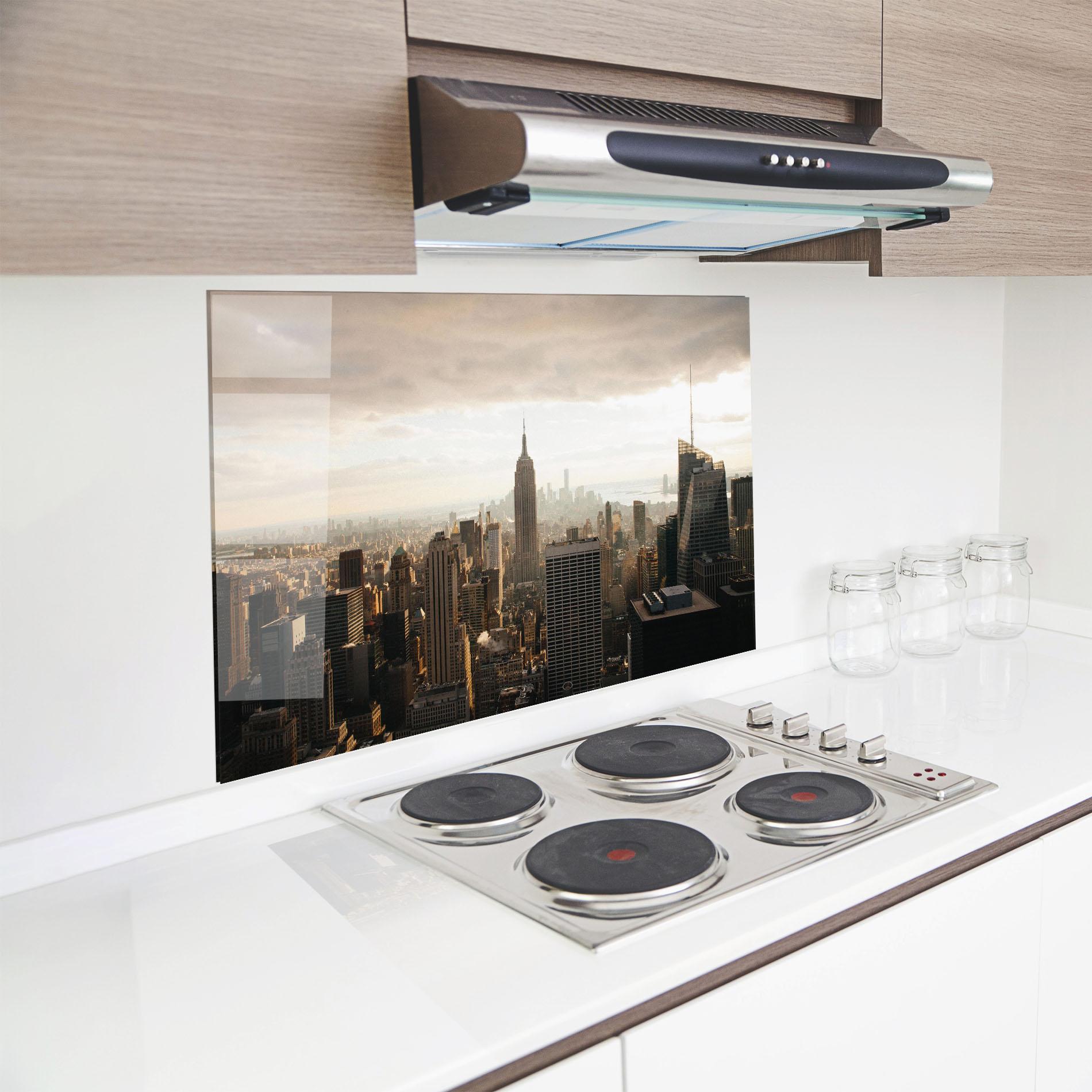 Küchenrückwand Glas Grey Cloud Buildings mockup 8