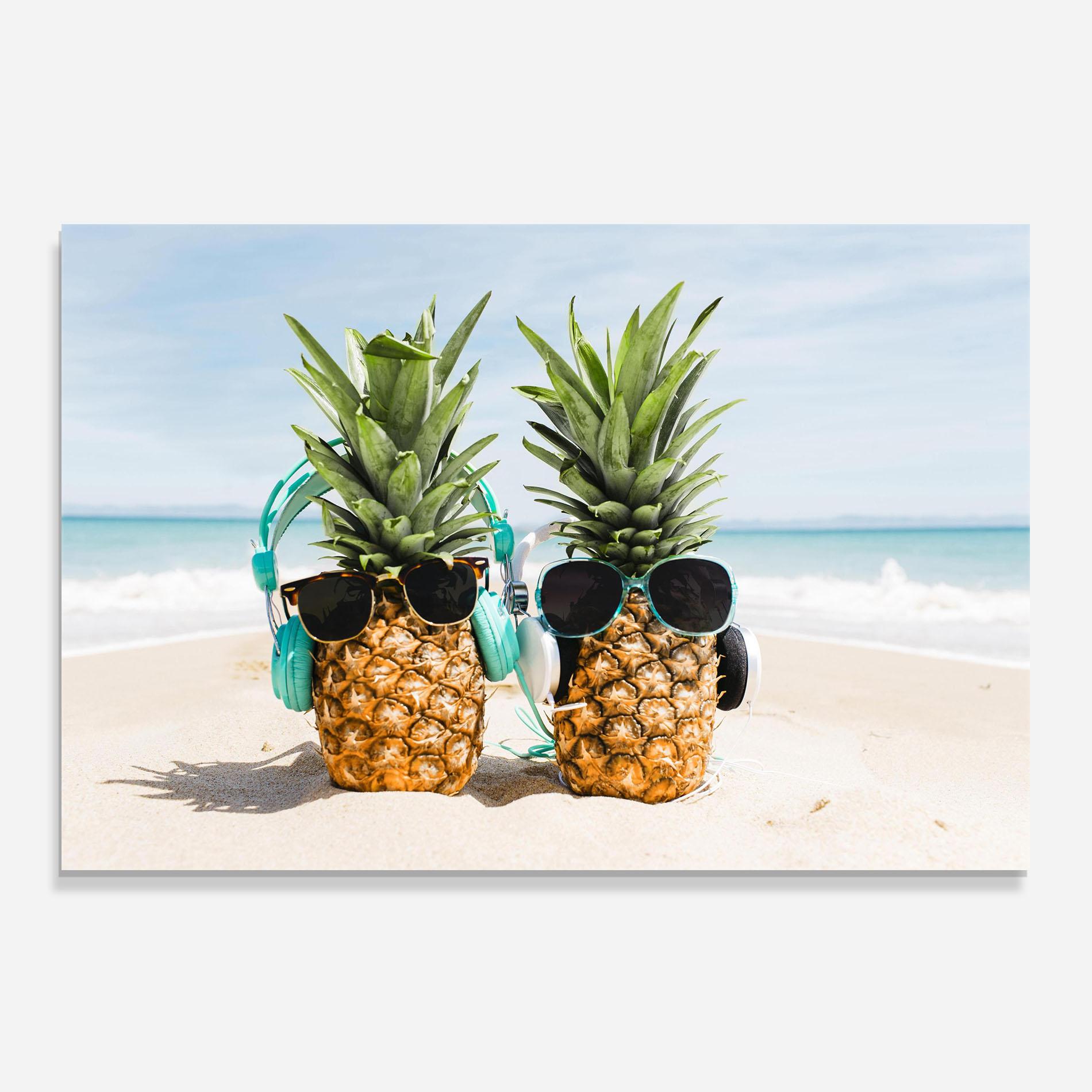 Küchenrückwand Glas Pineapples With Sunglasses mockup 0