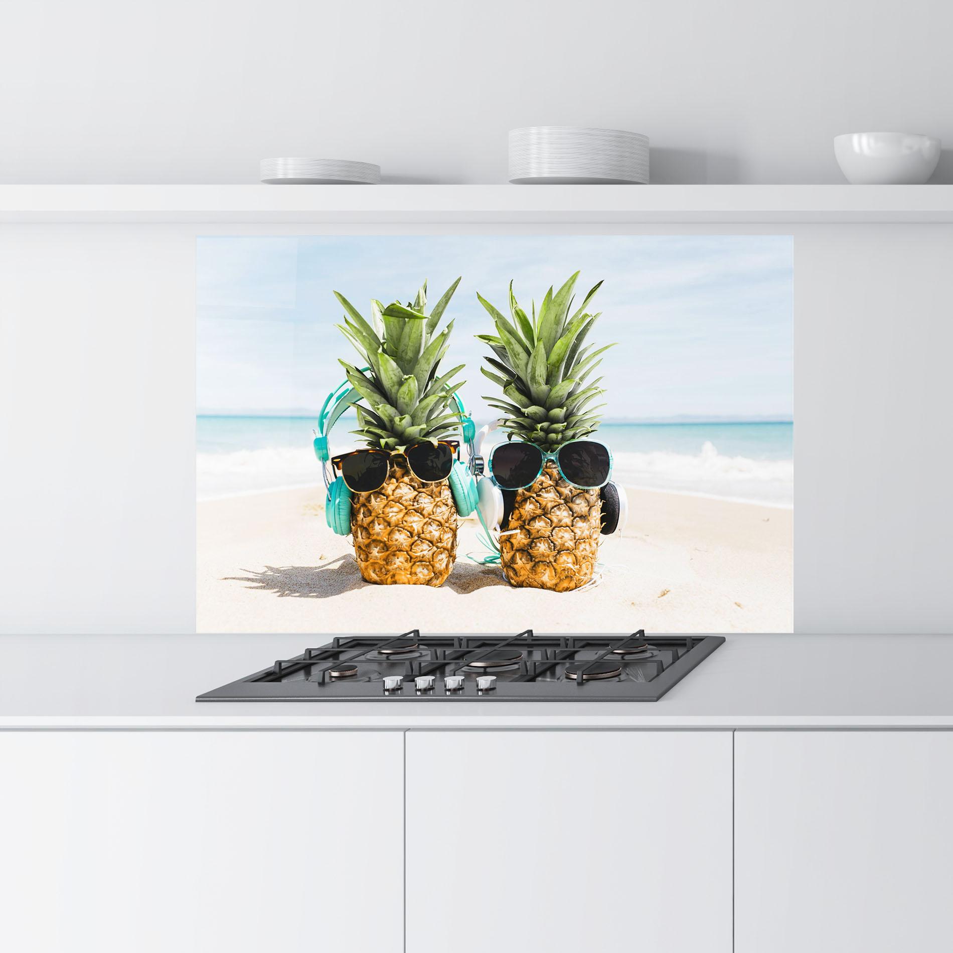 Küchenrückwand Glas Pineapples With Sunglasses mockup 9