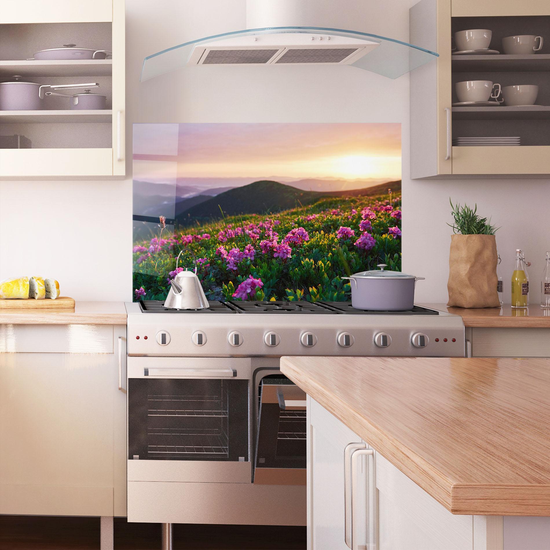 Küchenrückwand Glas Purple Summer Flowers mockup 1