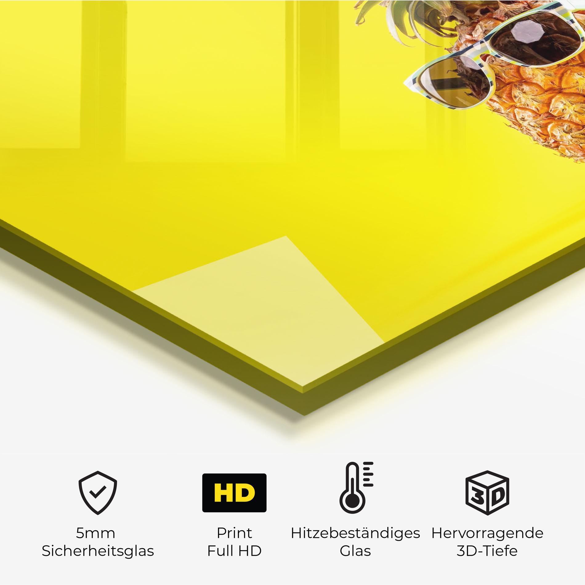 Küchenrückwand Glas Pineapple Looking Up mockup 2